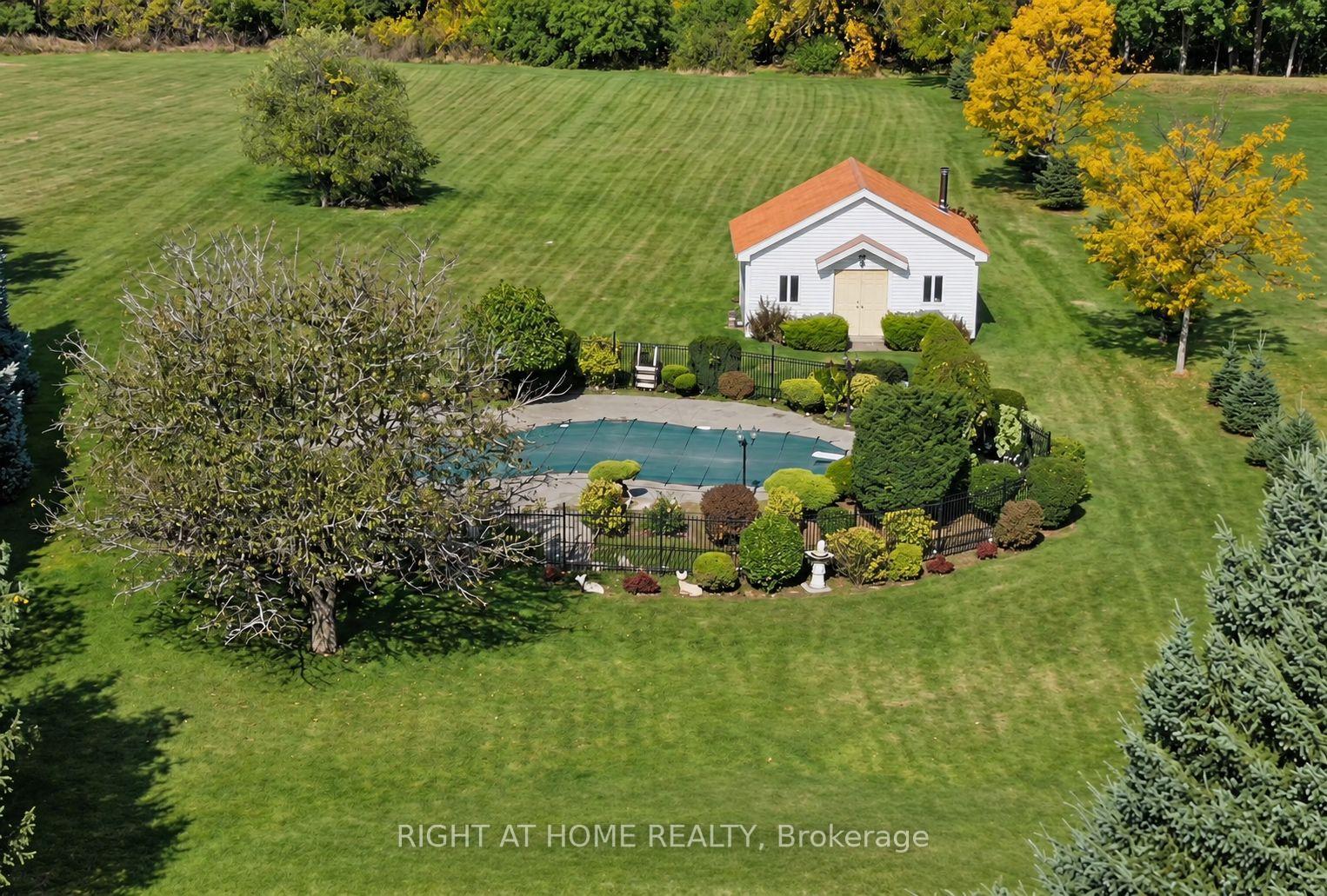 Photo 4 of 3 Cedar Avenue, Hamilton, Greensville — HOMEH