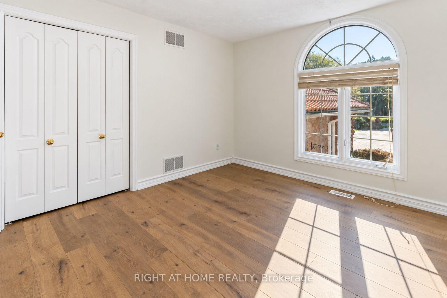 Photo 24 of 3 Cedar Avenue, Hamilton, Greensville — HOMEH