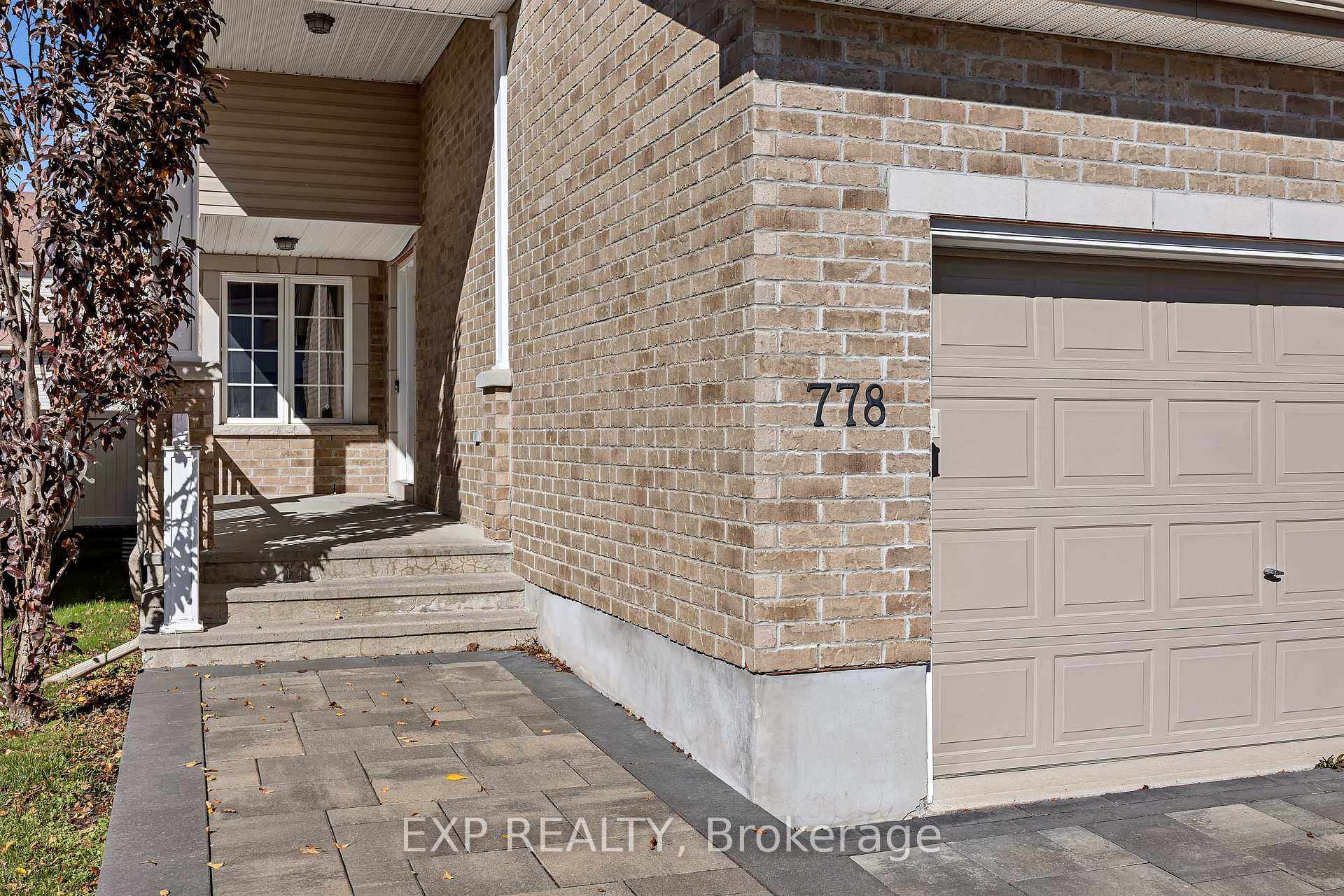 Photo 2 of 778 Bowercrest Crescent, Ottawa, Riverside South/Gloucester Glen — HOMEH