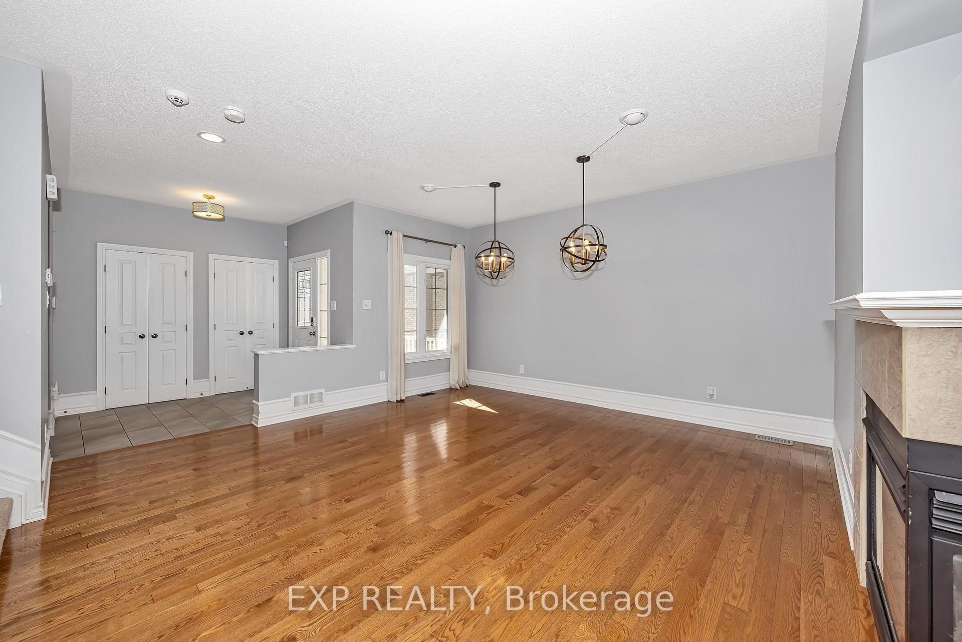 Photo 8 of 778 Bowercrest Crescent, Ottawa, Riverside South/Gloucester Glen — HOMEH
