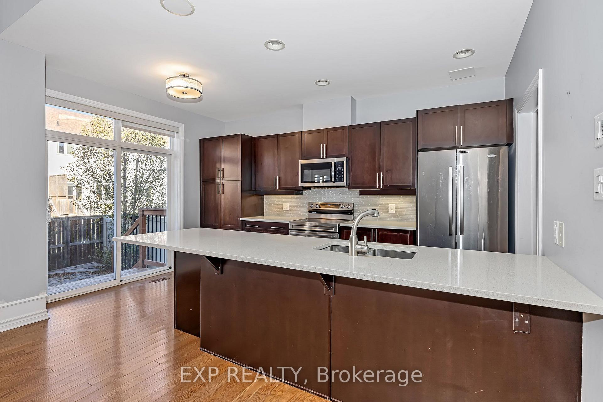 Photo 11 of 778 Bowercrest Crescent, Ottawa, Riverside South/Gloucester Glen — HOMEH