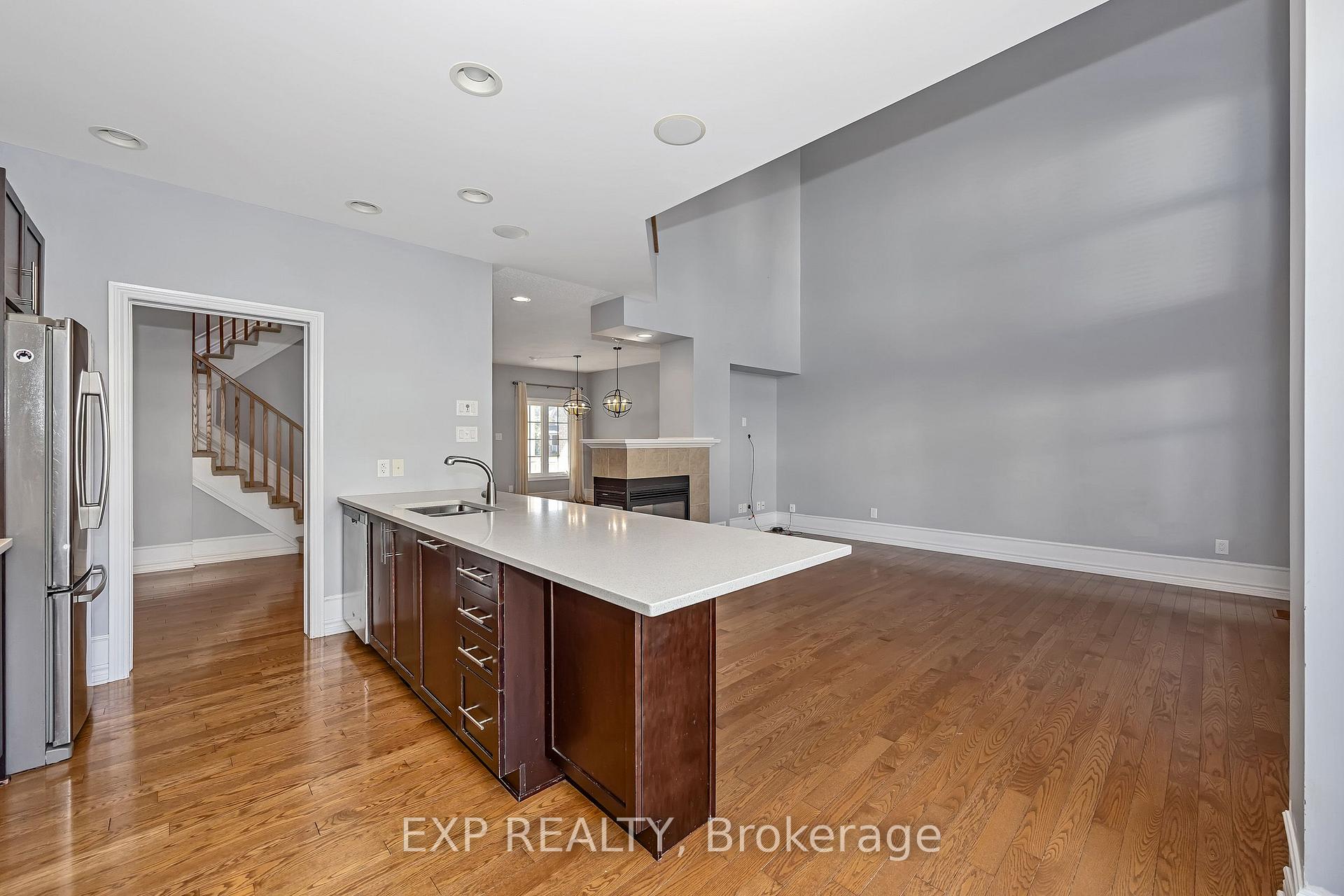 Photo 13 of 778 Bowercrest Crescent, Ottawa, Riverside South/Gloucester Glen — HOMEH