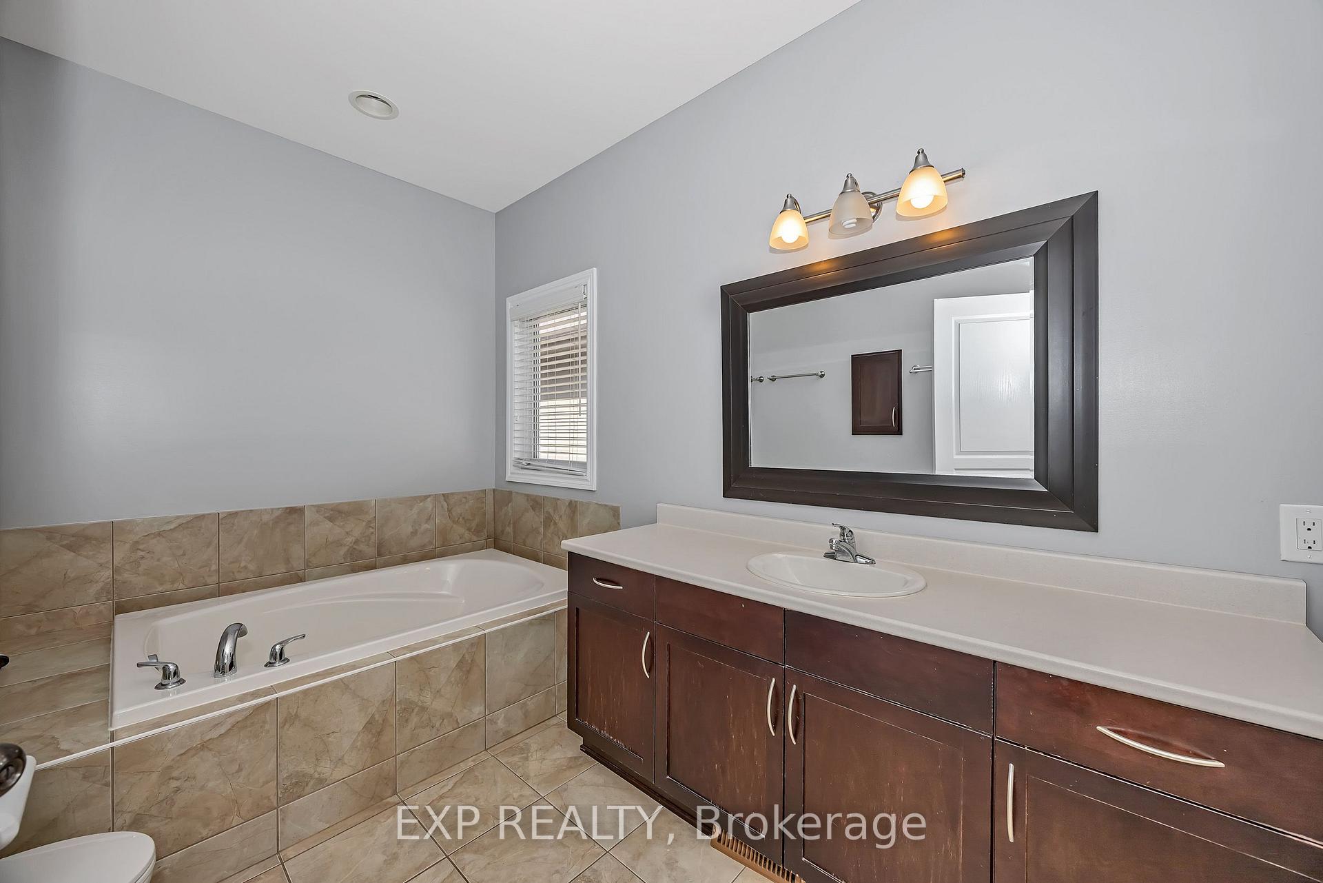 Photo 21 of 778 Bowercrest Crescent, Ottawa, Riverside South/Gloucester Glen — HOMEH