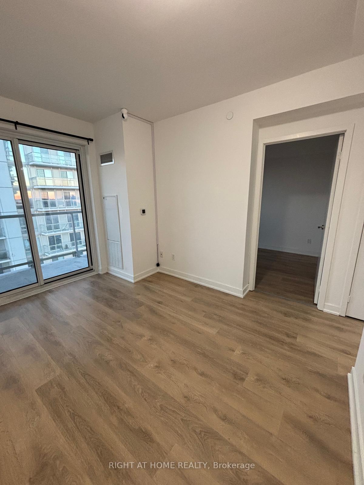Photo 5 of Unit 3022, 2031 Kennedy Road, Scarborough, Agincourt South-Malvern West — HOMEH