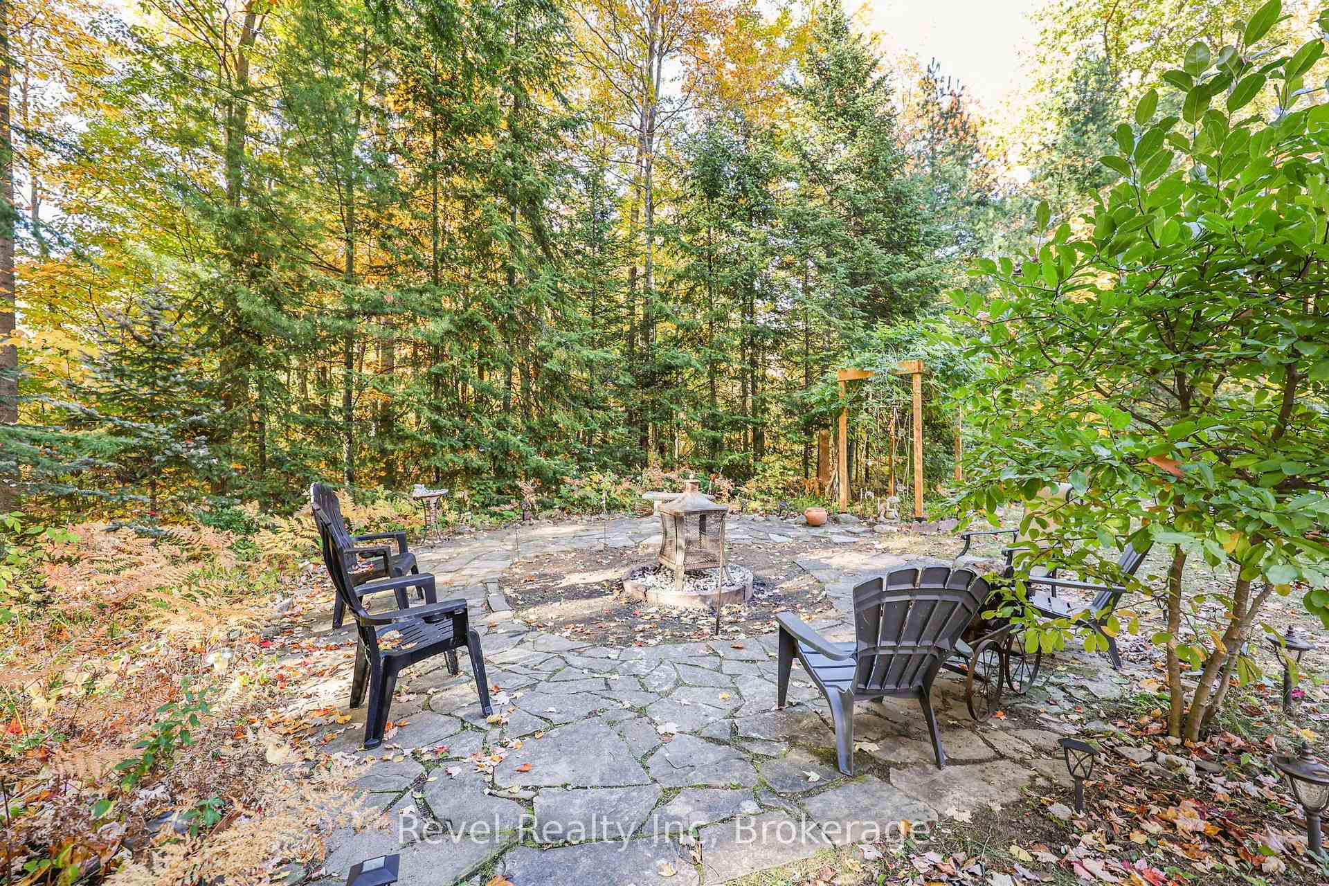 Photo 22 of 161 Desroches Trail, Tiny, Rural Tiny — HOMEH