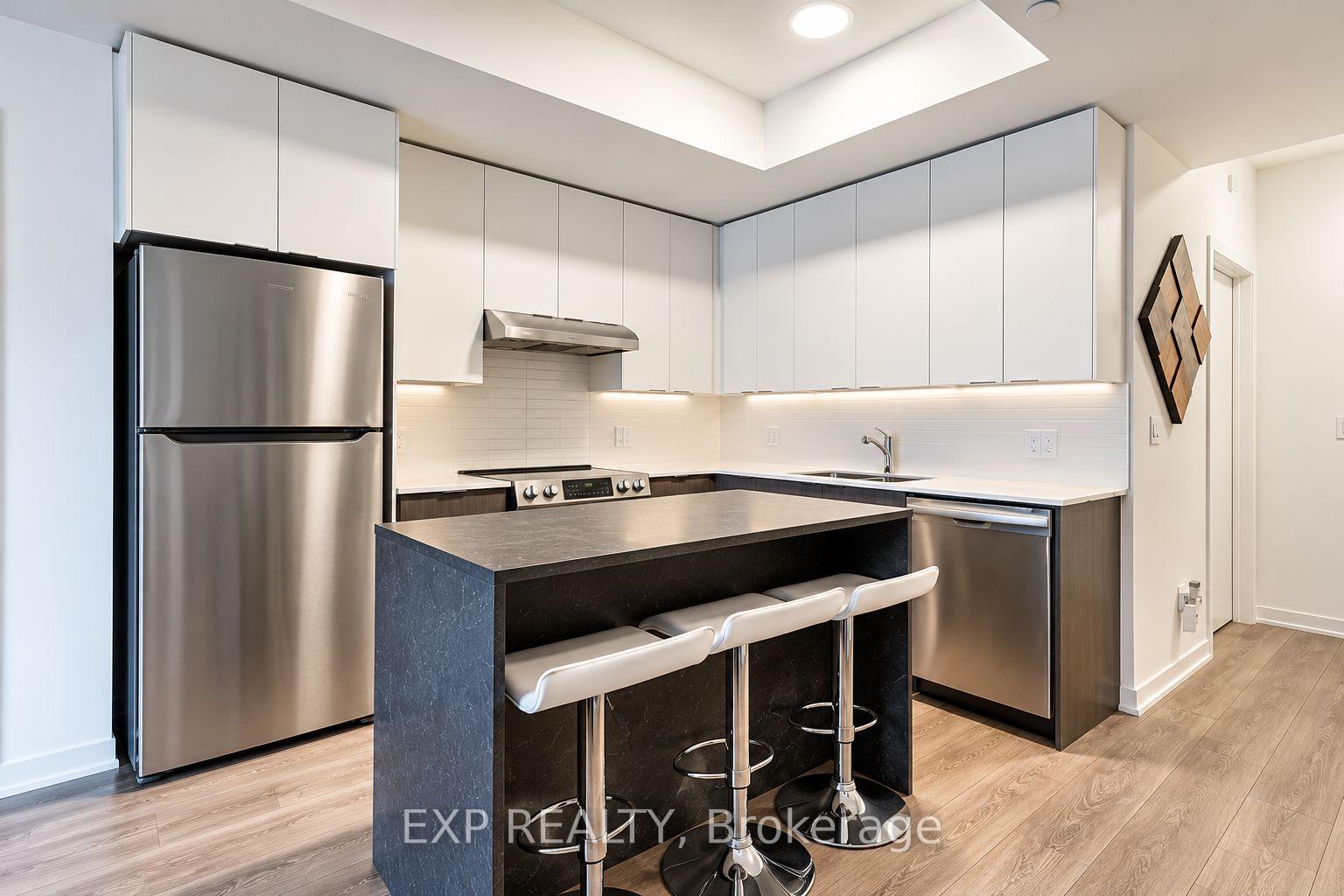 Photo 7 of Unit 101, 120 Canon jackson Drive, North York, Brookhaven-Amesbury — HOMEH