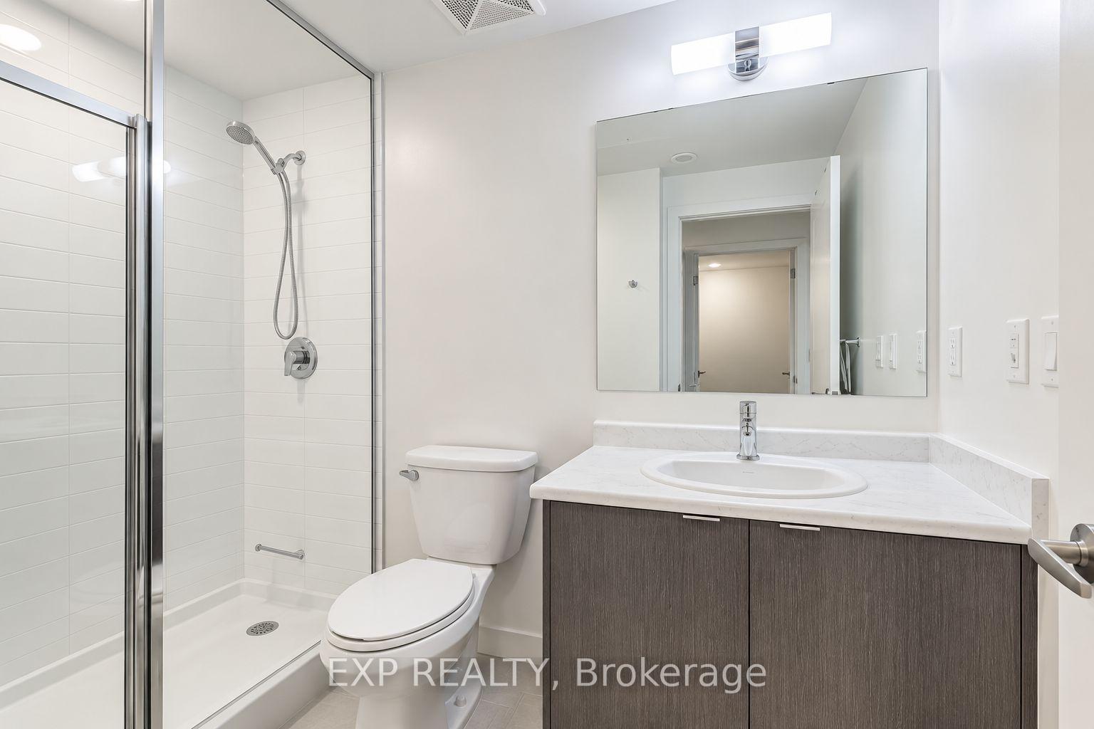 Photo 11 of Unit 101, 120 Canon jackson Drive, North York, Brookhaven-Amesbury — HOMEH