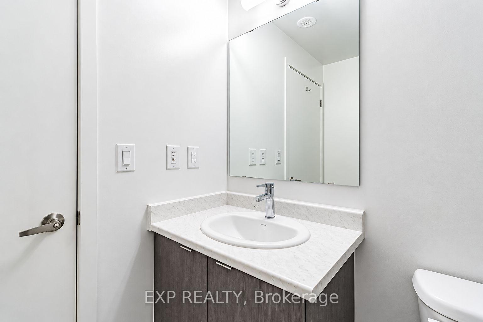 Photo 15 of Unit 101, 120 Canon jackson Drive, North York, Brookhaven-Amesbury — HOMEH