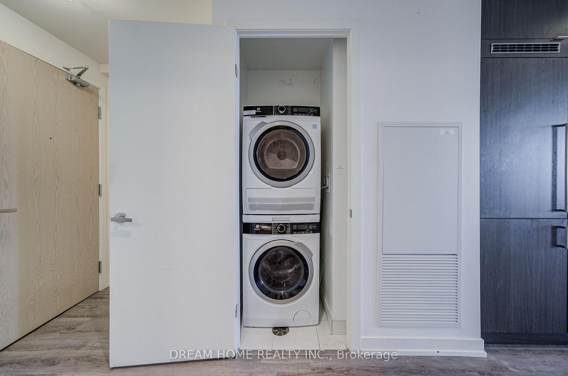 Photo 28 of Unit 6701, 138 Downes Street, Toronto, Waterfront Communities — HOMEH