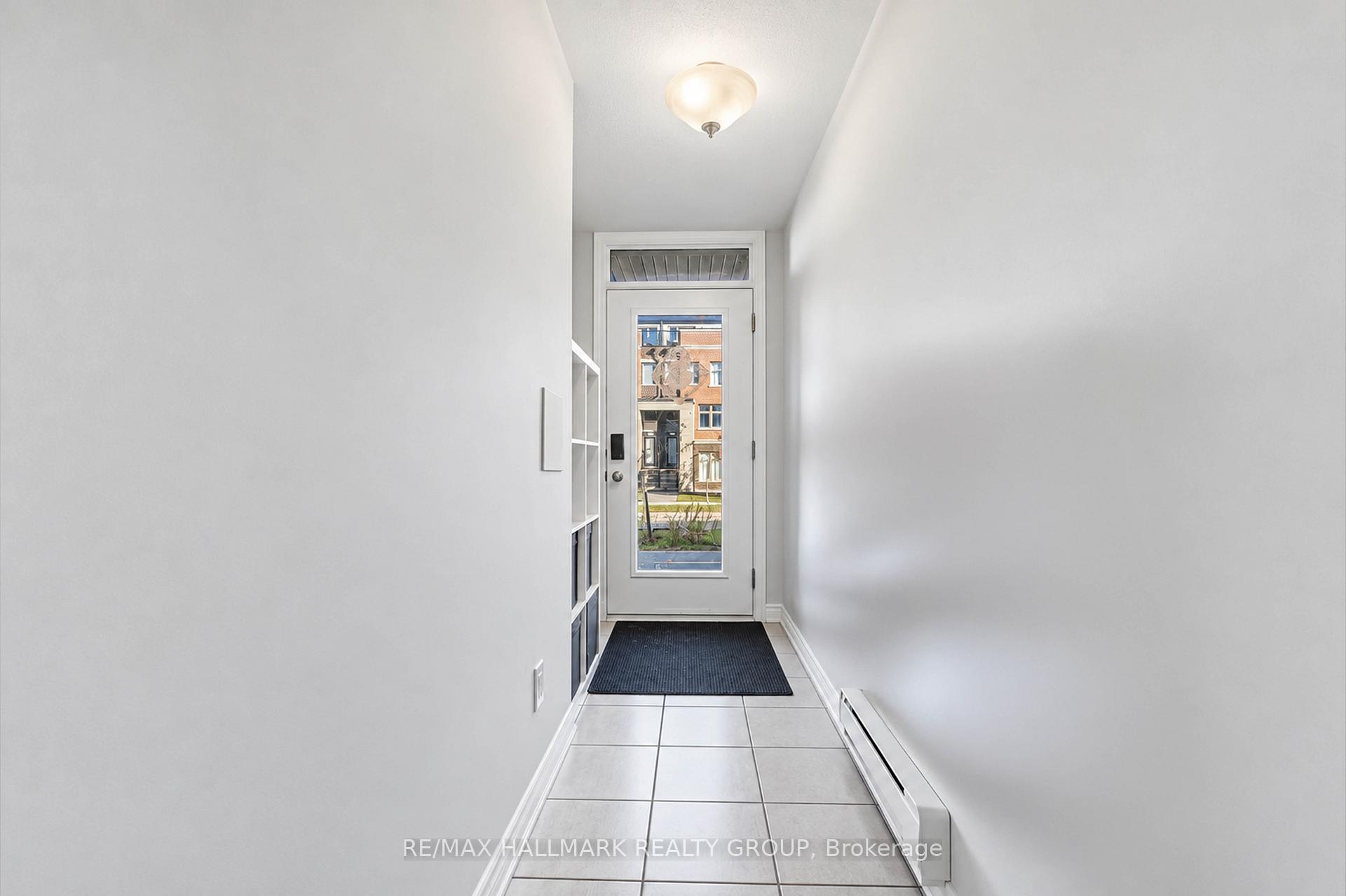 Photo 2 of Unit 154, 796 Mikinak Road, Ottawa, CFB Rockcliffe and Area — HOMEH