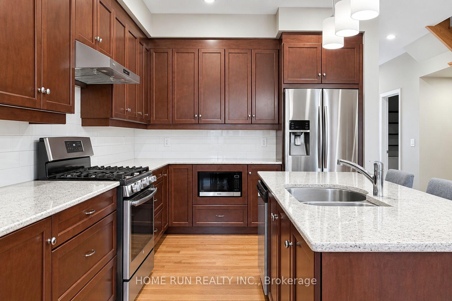 Photo 8 of 116 Boundstone Way, Ottawa, Kanata - Kanata Lakes/Heritage Hills — HOMEH
