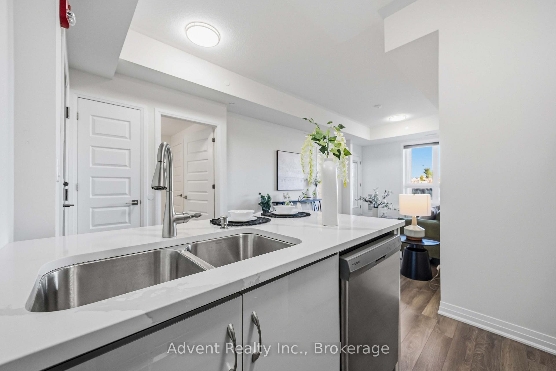 Photo 8 of Unit 113, 58 Adam Sellers Street, Markham, Cornell — HOMEH