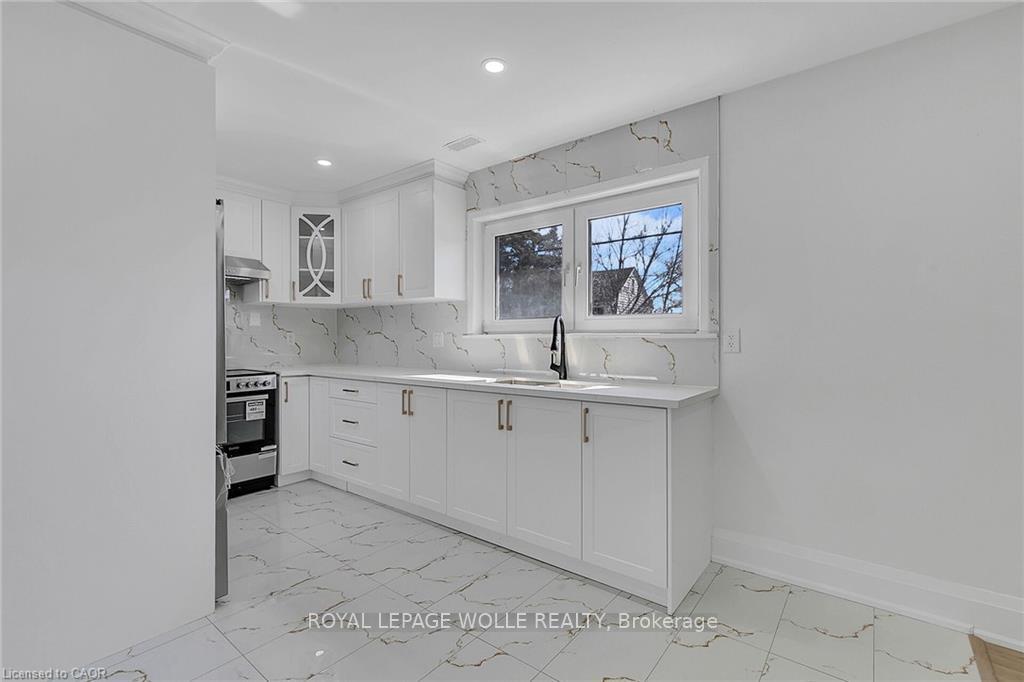 Photo 1 of Unit 2, 581 Lancaster Street W, Kitchener, Lexington/Lincoln Village — HOMEH