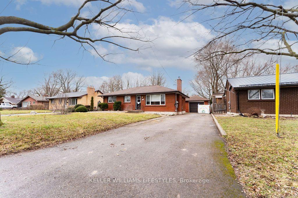Photo 2 of Unit Lower, 179 Burnside Drive, London, East I — HOMEH