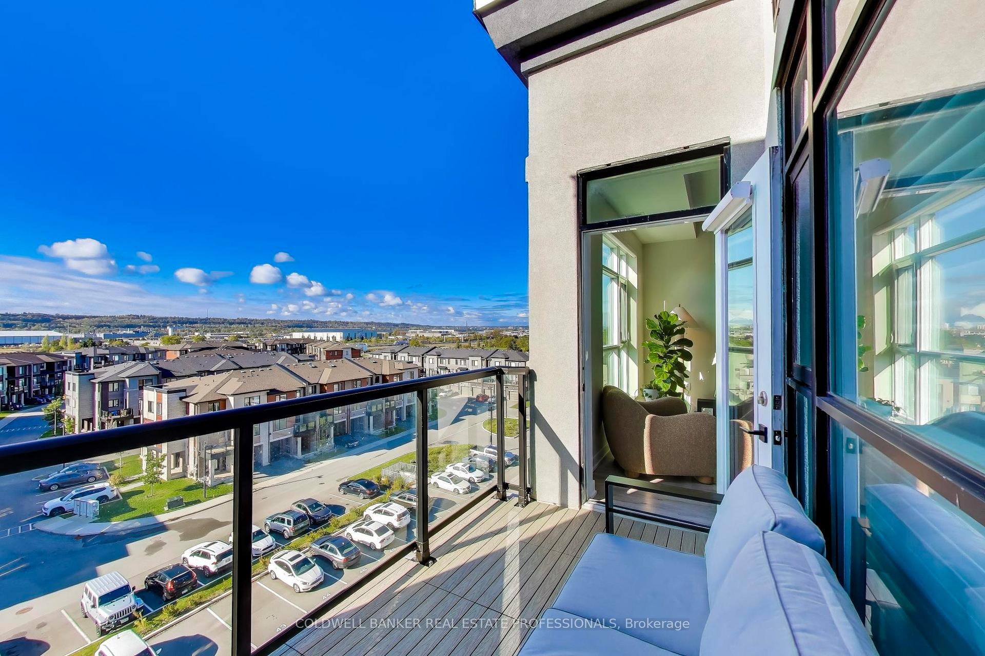 Photo 9 of Unit 602, 600 North Service Road, Hamilton, Lakeshore — HOMEH