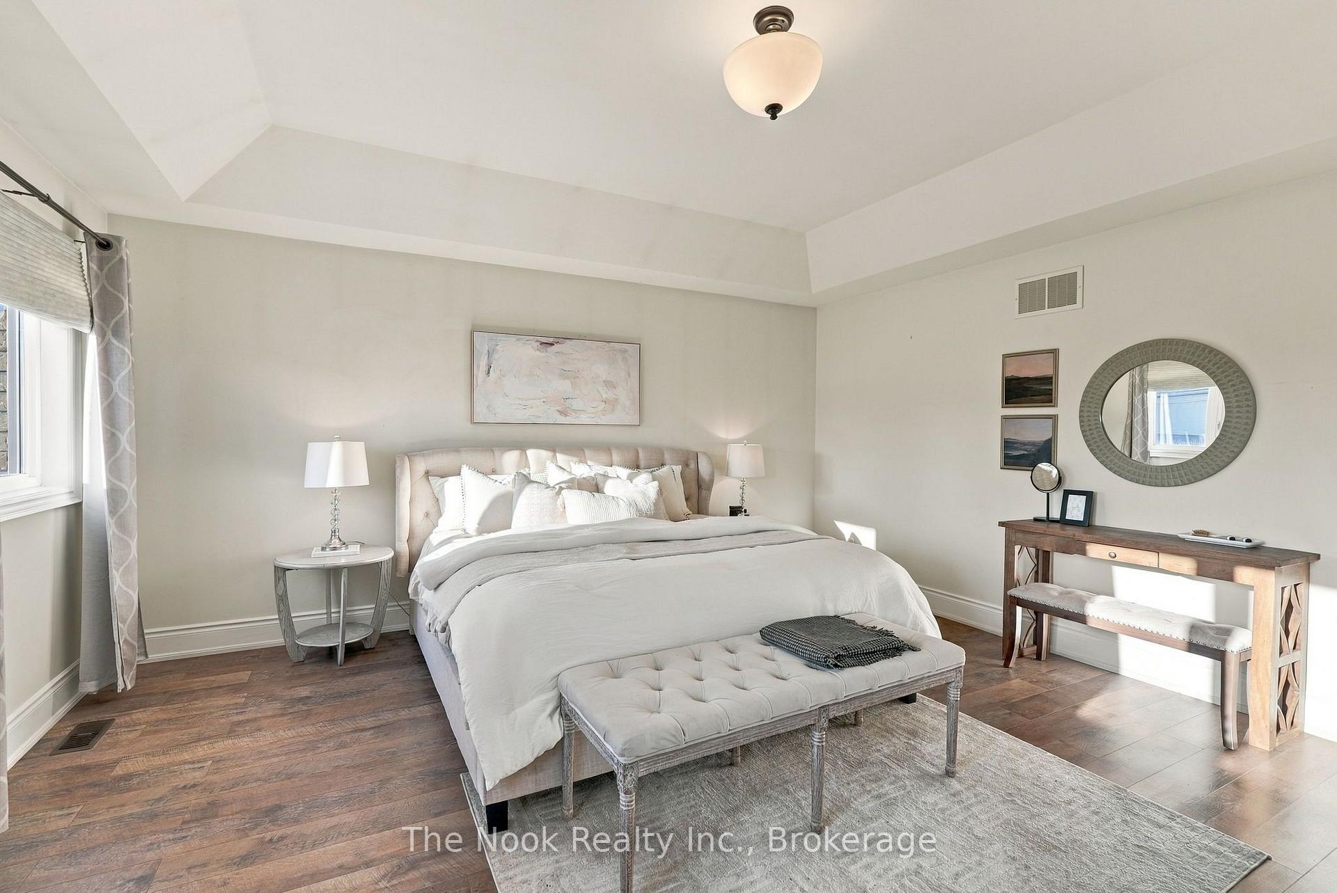 Photo 19 of 39 Serene Court, Whitby, Rolling Acres — HOMEH