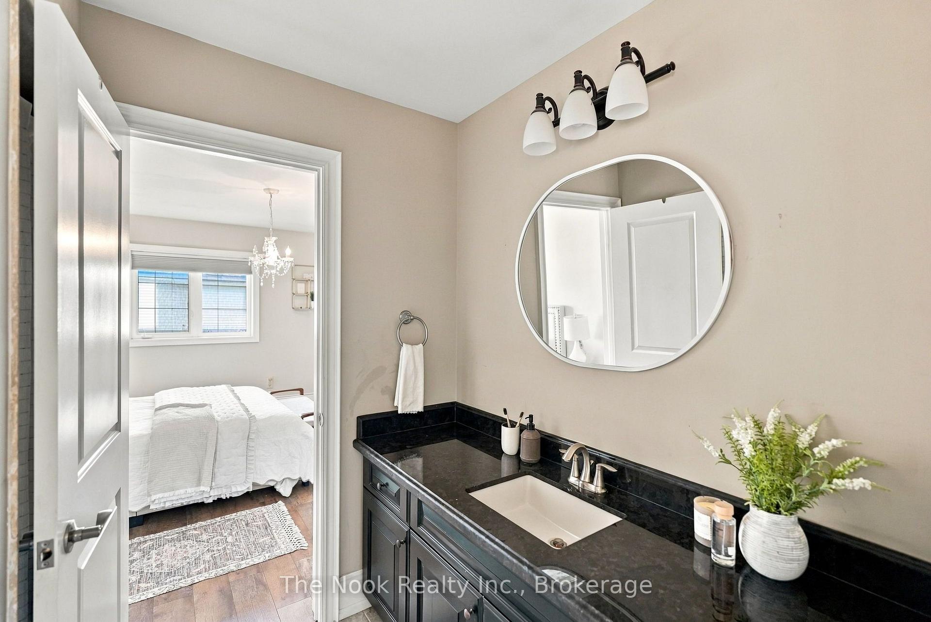 Photo 24 of 39 Serene Court, Whitby, Rolling Acres — HOMEH