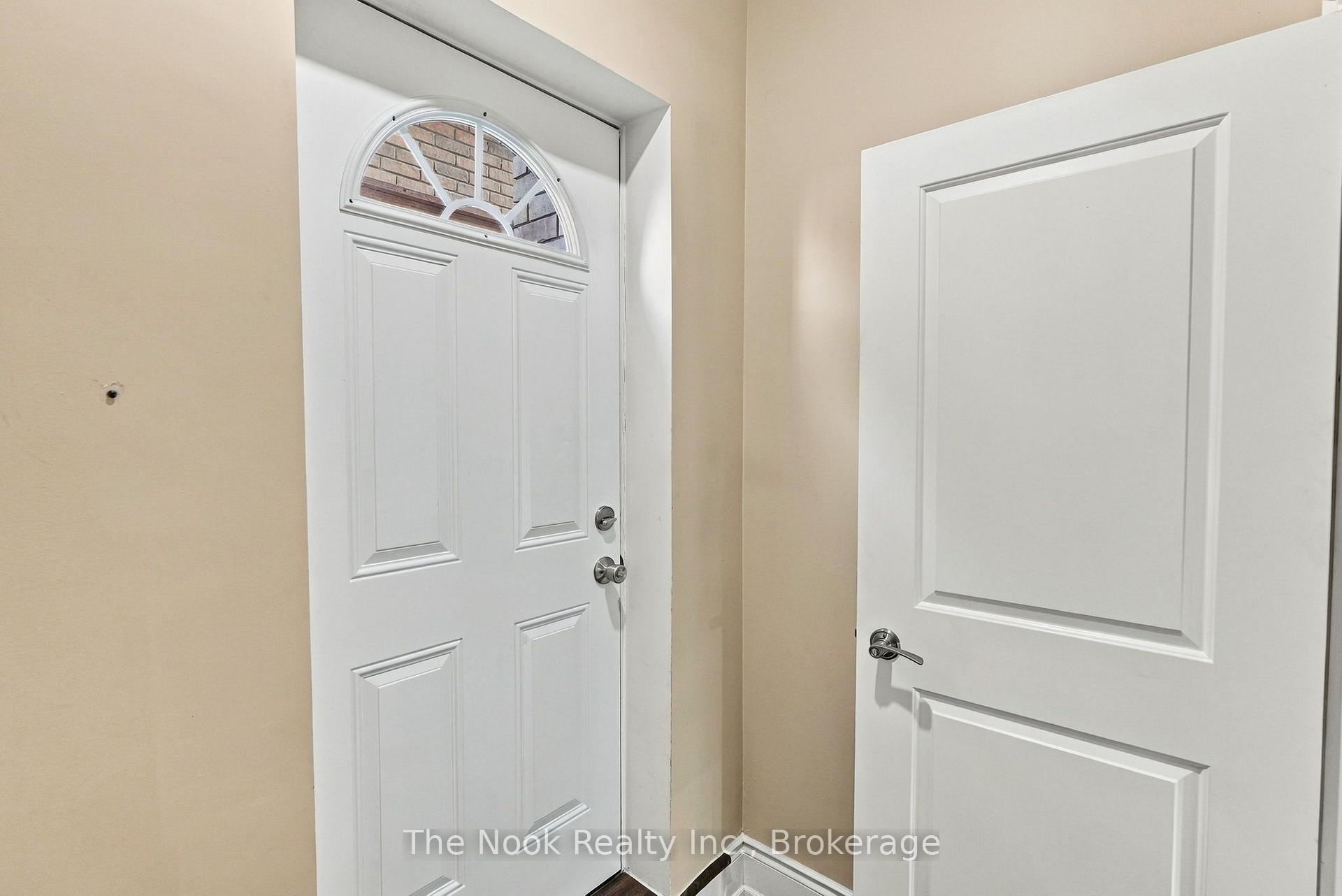Photo 29 of 39 Serene Court, Whitby, Rolling Acres — HOMEH