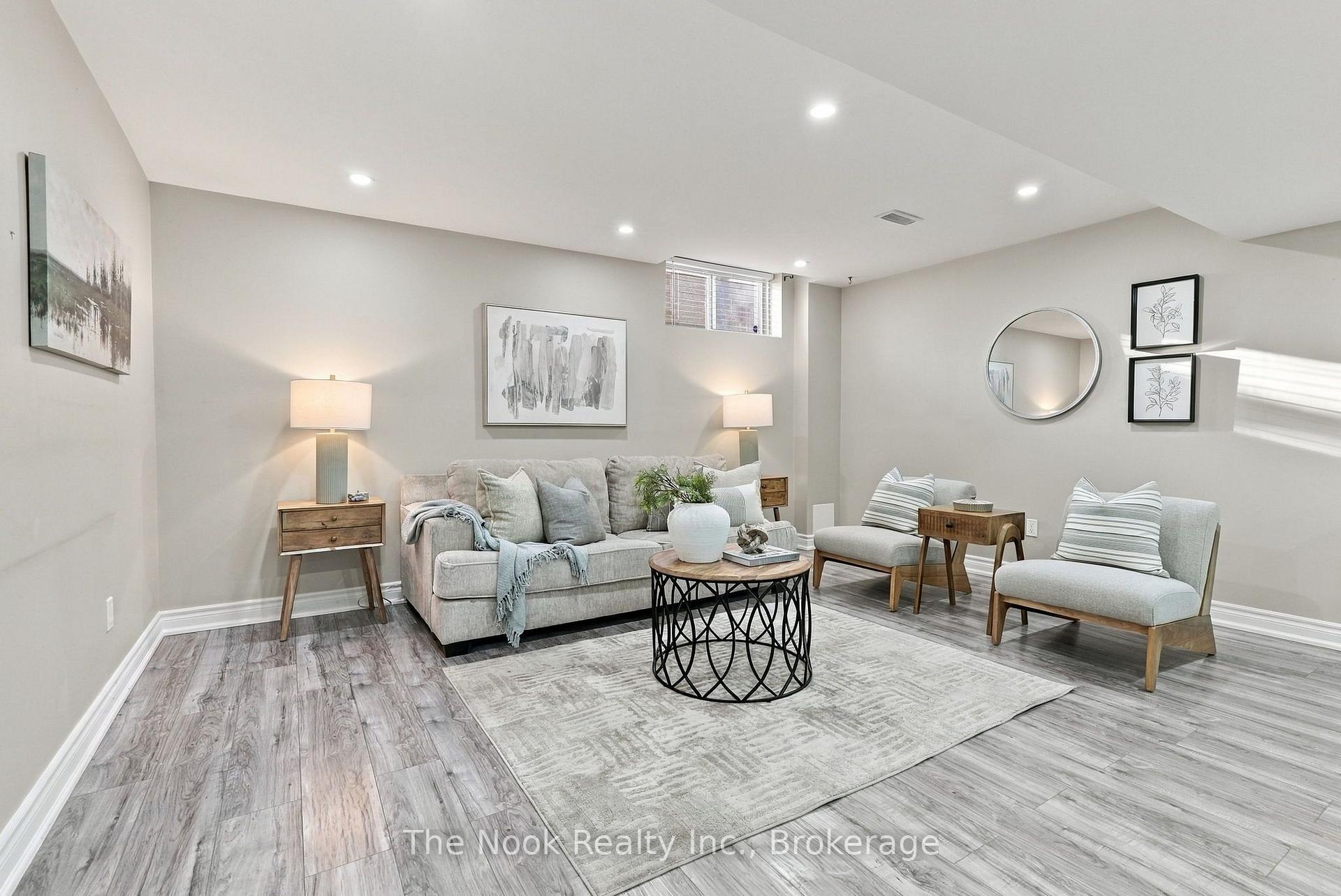 Photo 32 of 39 Serene Court, Whitby, Rolling Acres — HOMEH