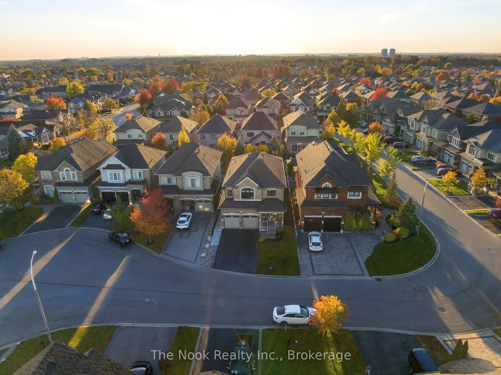 Photo 41 of 39 Serene Court, Whitby, Rolling Acres — HOMEH