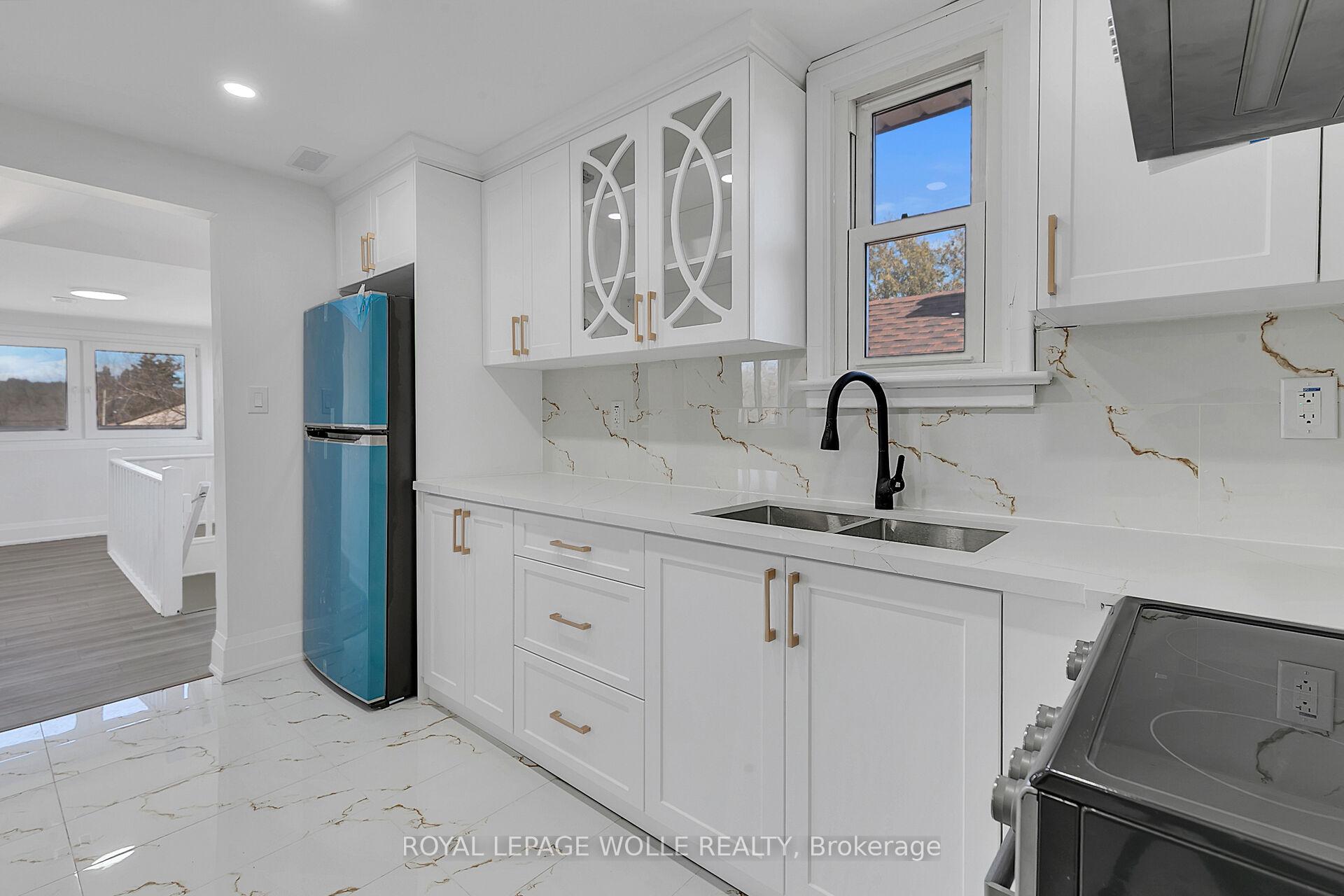 Photo 1 of Unit 1, 581 Lancaster Street W, Kitchener, Lexington/Lincoln Village — HOMEH