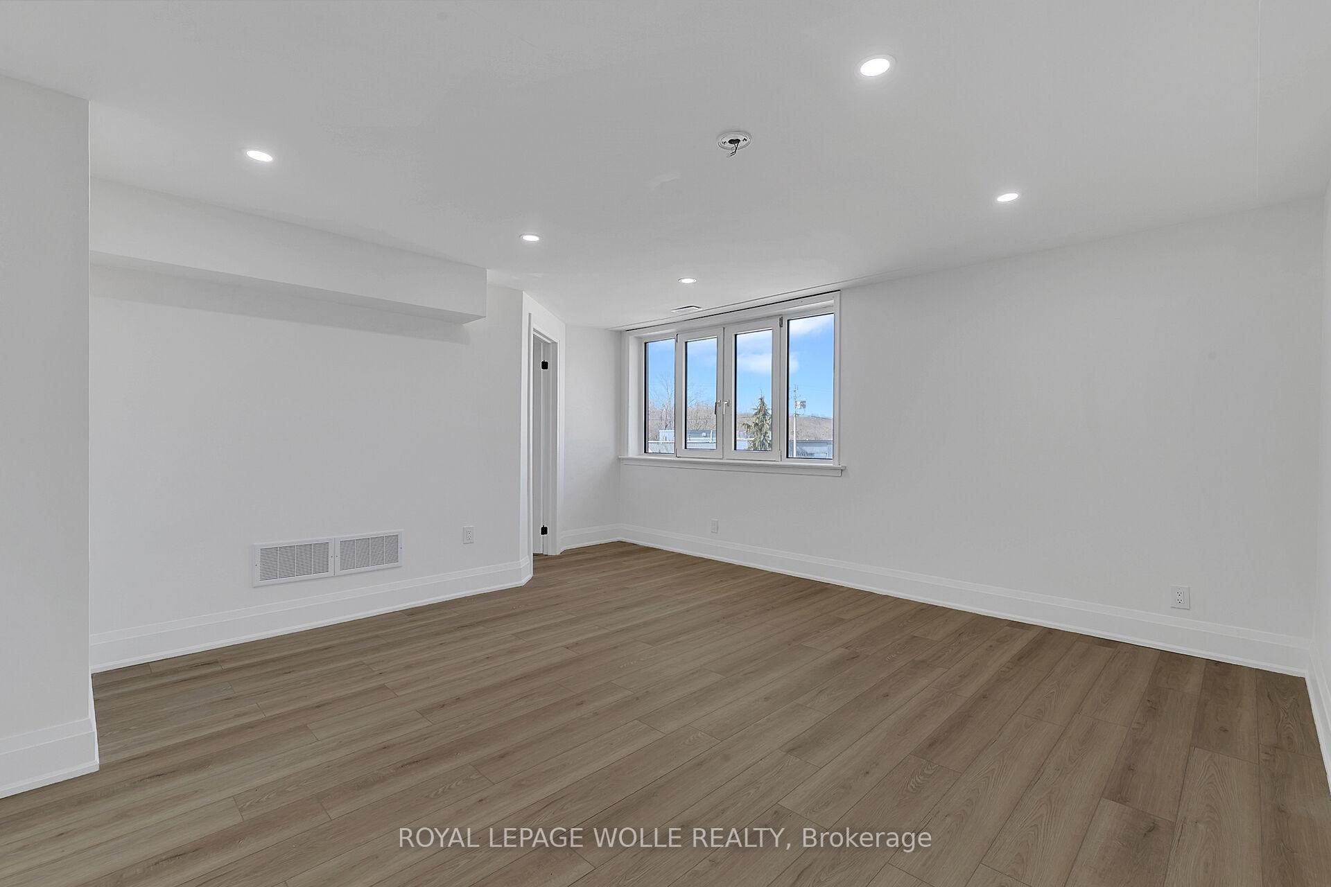 Photo 9 of Unit 1, 581 Lancaster Street W, Kitchener, Lexington/Lincoln Village — HOMEH