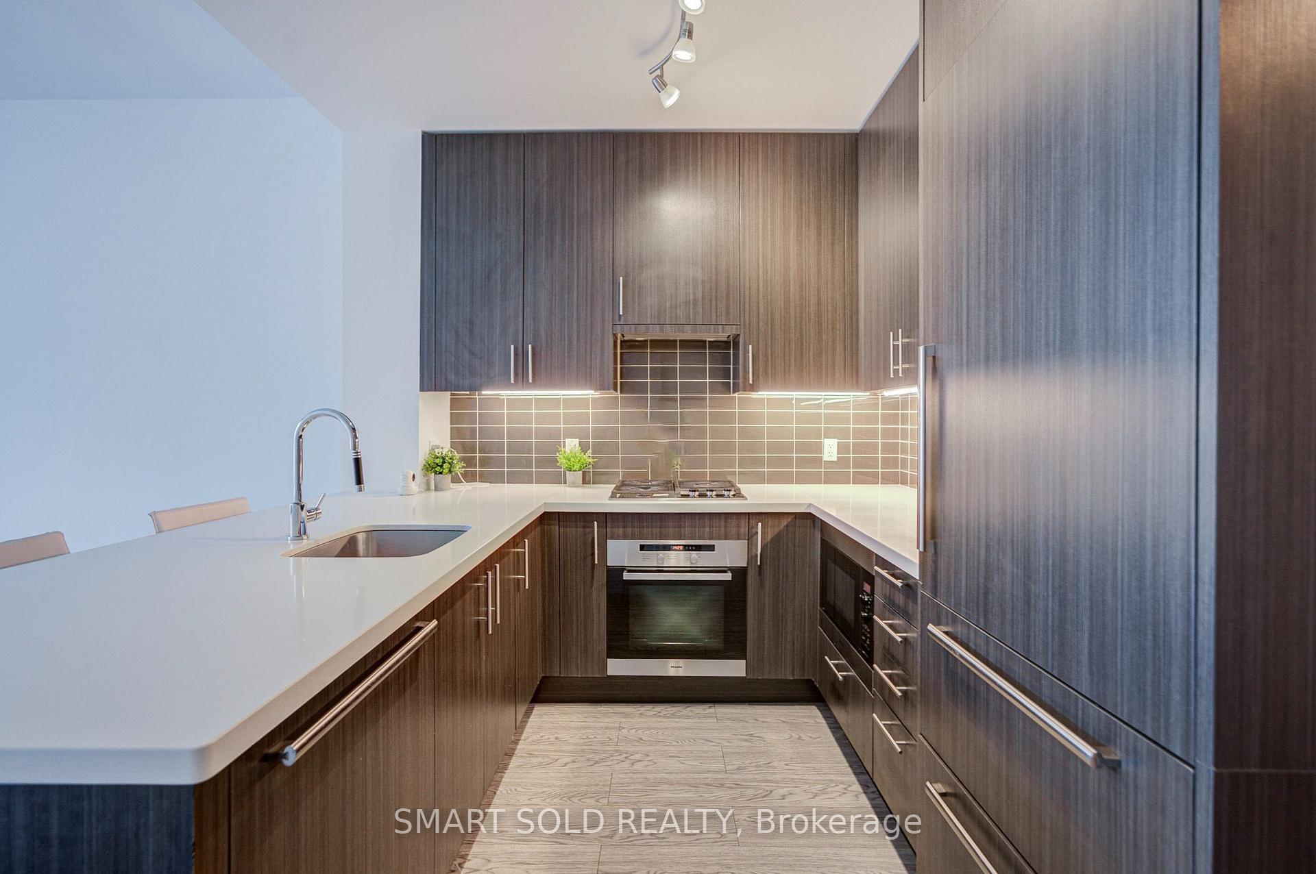 Photo 6 of Unit 436, 39 Queens Quay E, Toronto, Waterfront Communities — HOMEH