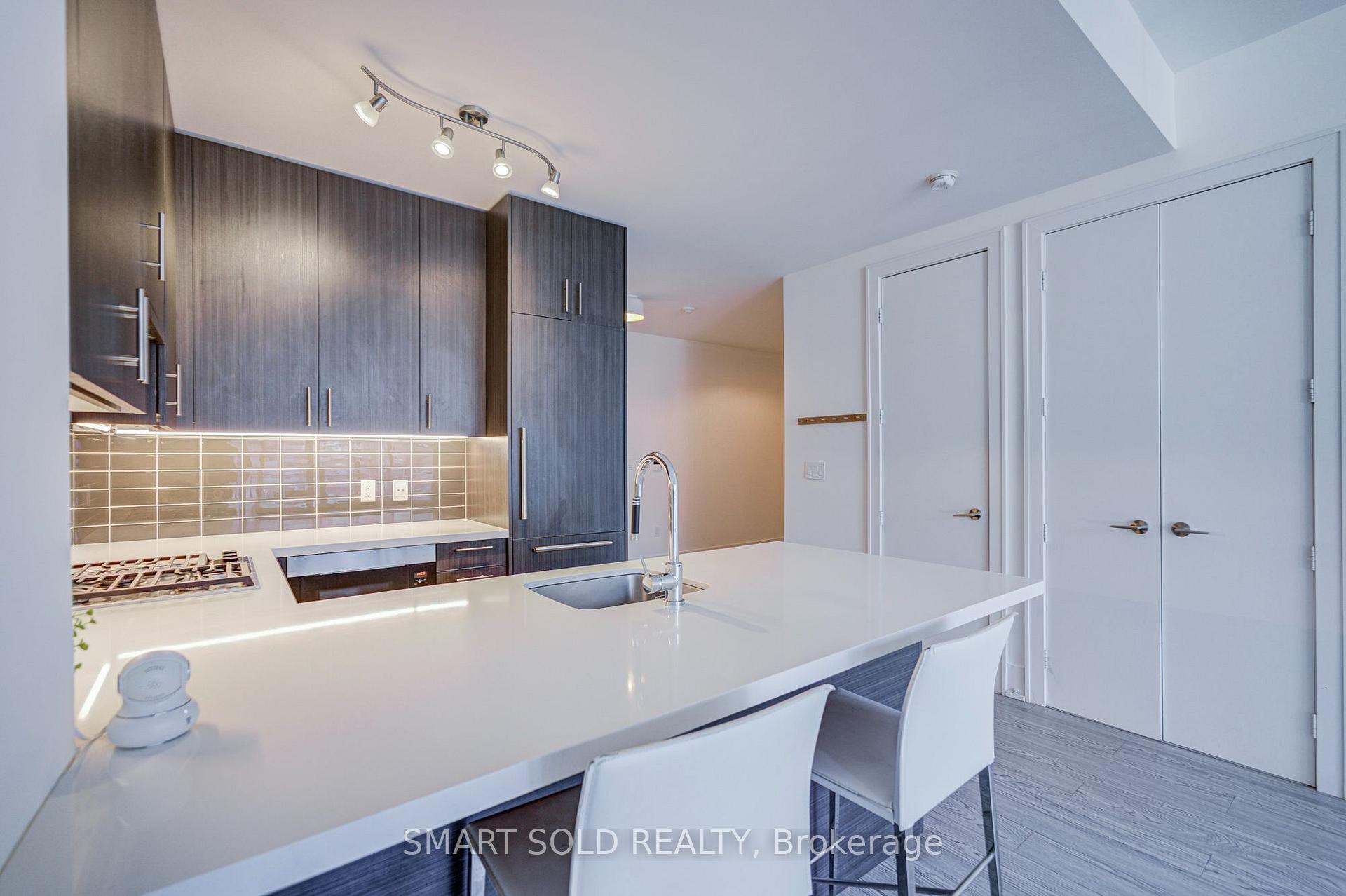 Photo 8 of Unit 436, 39 Queens Quay E, Toronto, Waterfront Communities — HOMEH