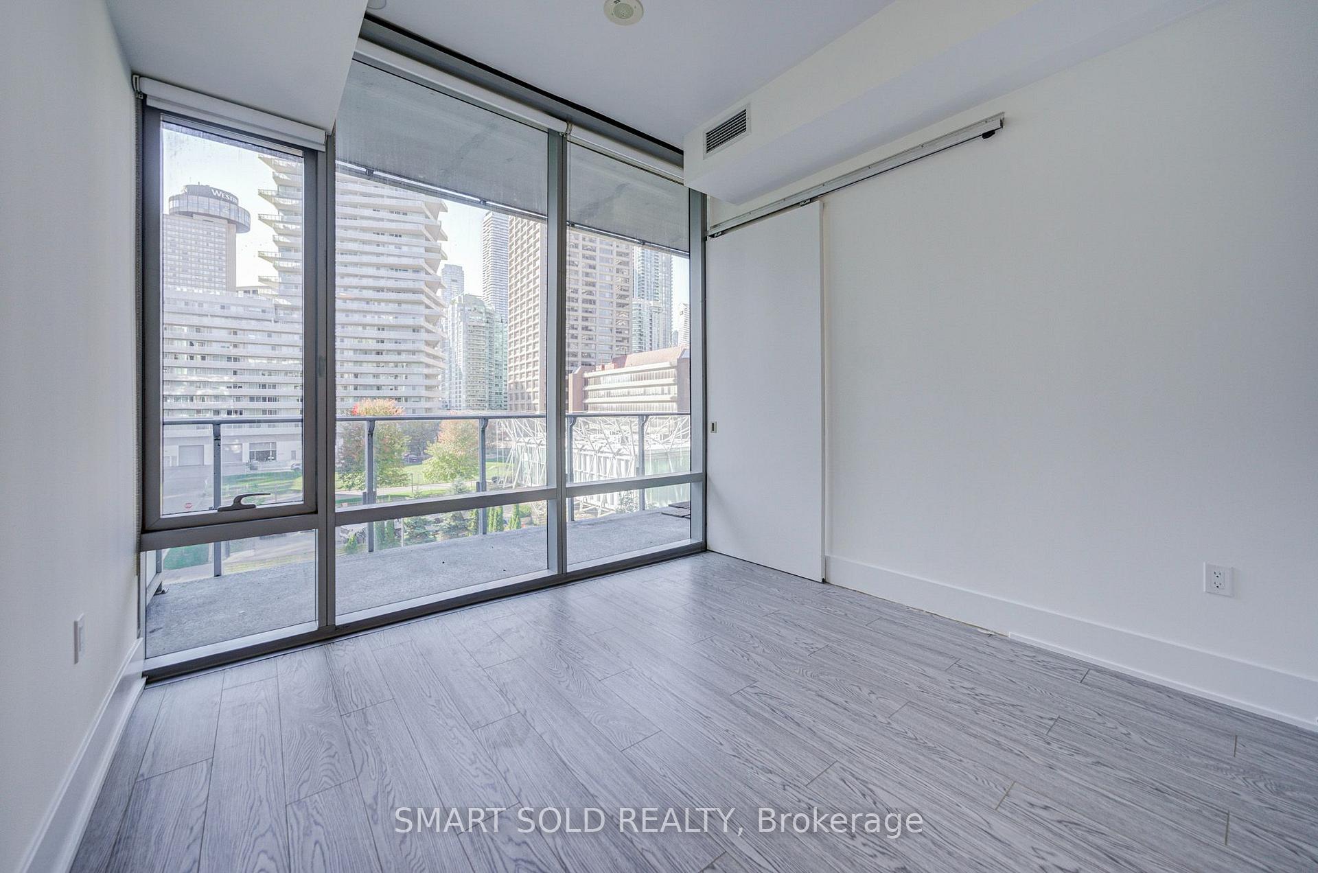 Photo 17 of Unit 436, 39 Queens Quay E, Toronto, Waterfront Communities — HOMEH