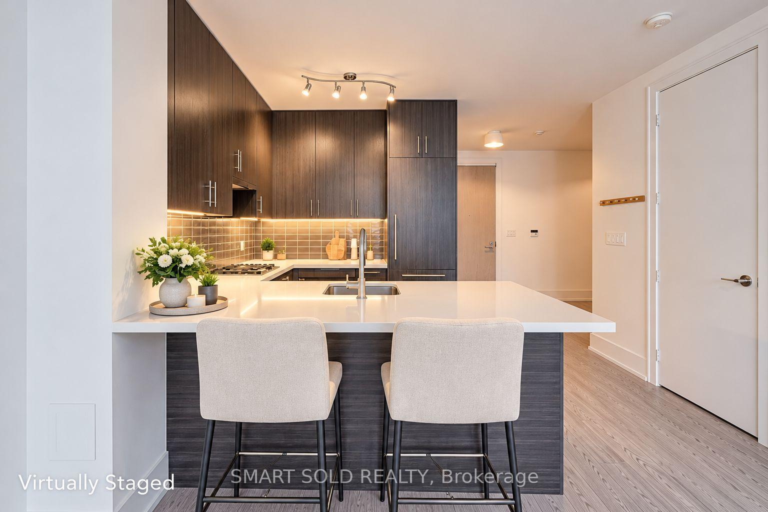 Photo 6 of Unit 436, 39 Queens Quay E, Toronto, Waterfront Communities — HOMEH