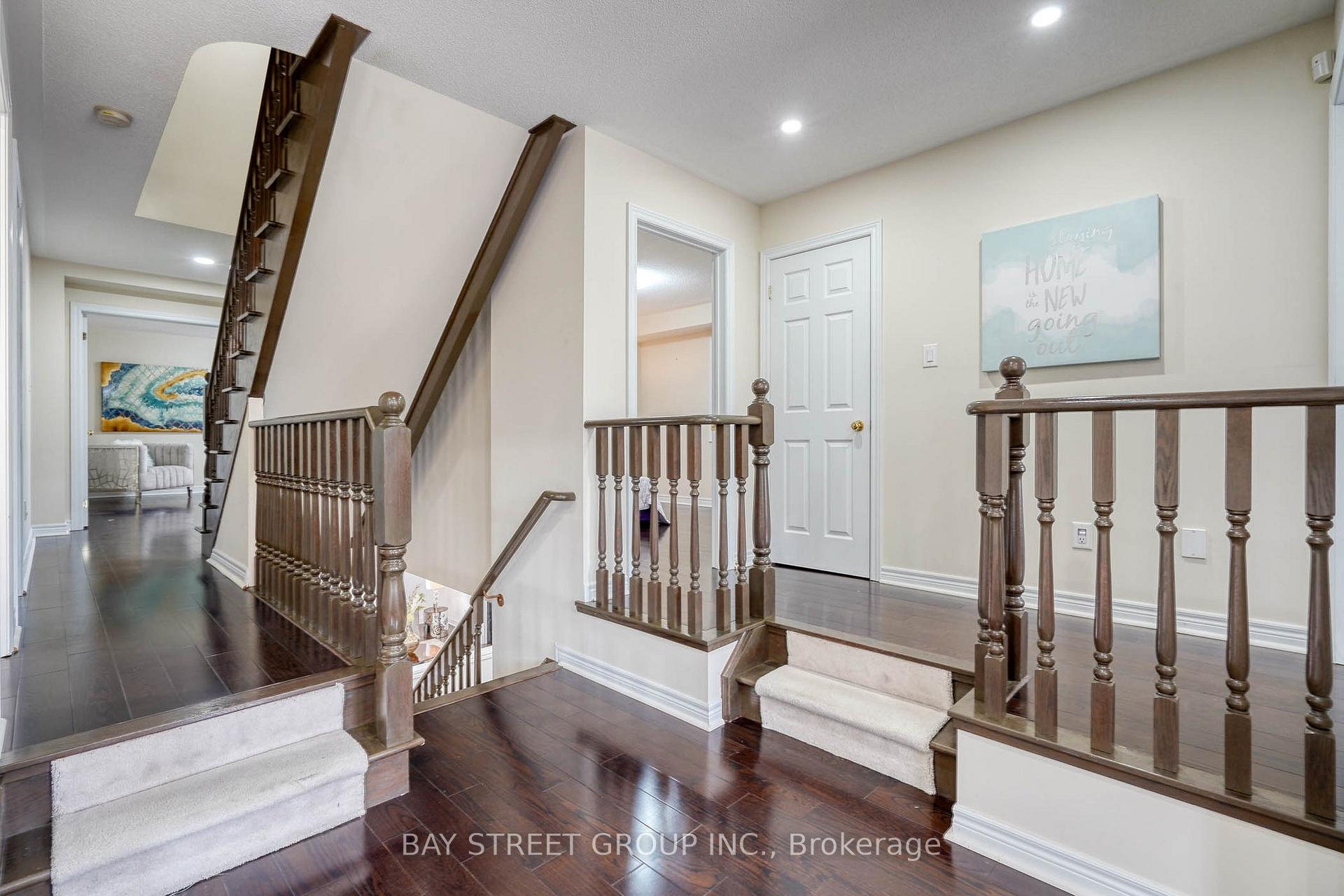 Photo 16 of 82 Prince Of Wales Drive, Markham, Victoria Square — HOMEH