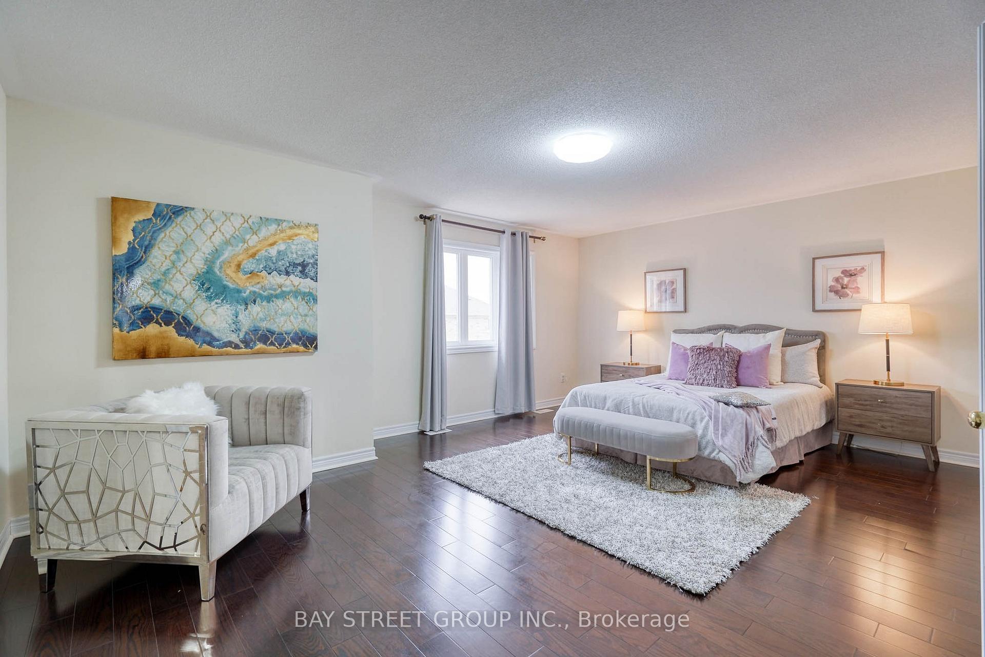 Photo 18 of 82 Prince Of Wales Drive, Markham, Victoria Square — HOMEH
