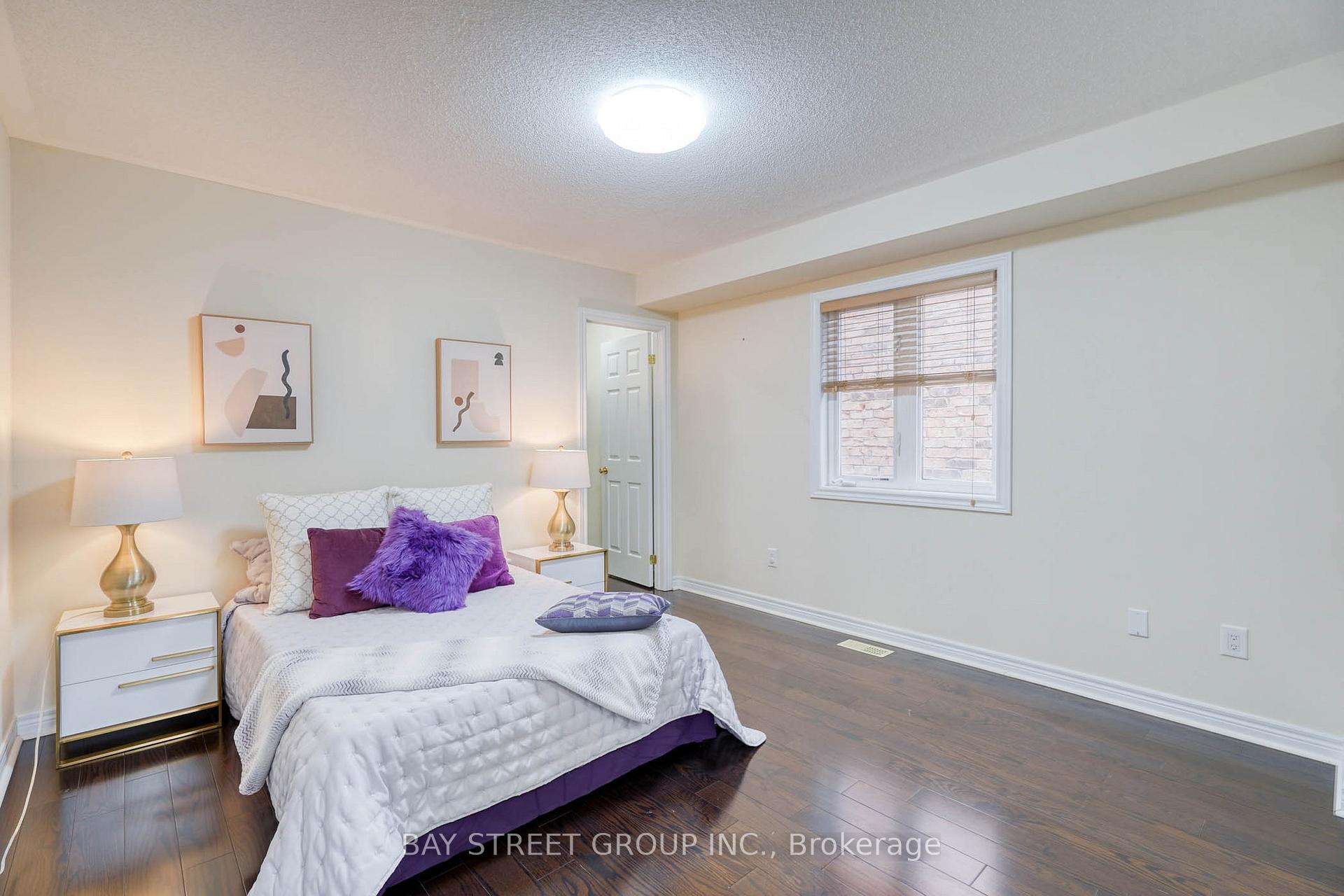 Photo 20 of 82 Prince Of Wales Drive, Markham, Victoria Square — HOMEH