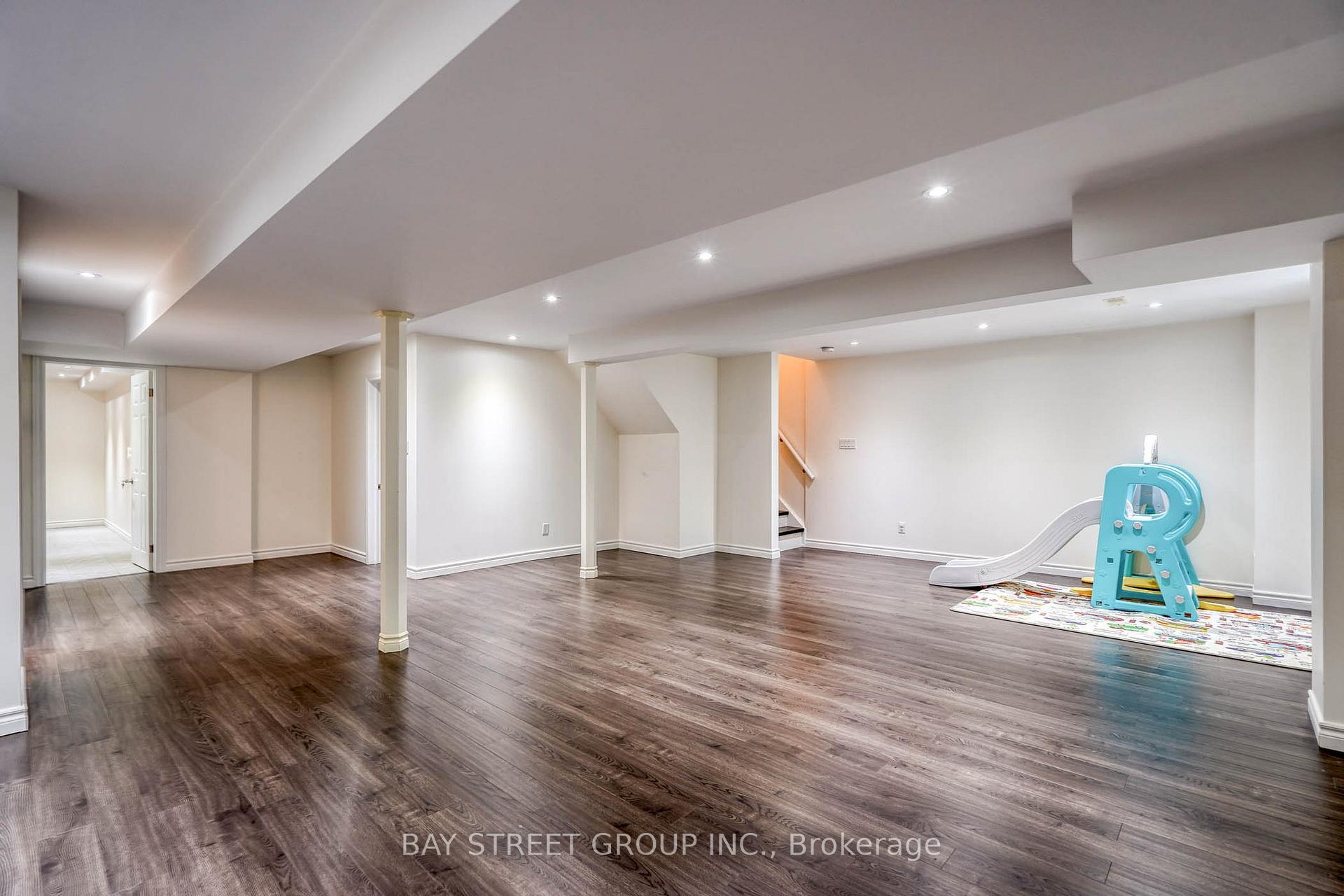 Photo 26 of 82 Prince Of Wales Drive, Markham, Victoria Square — HOMEH