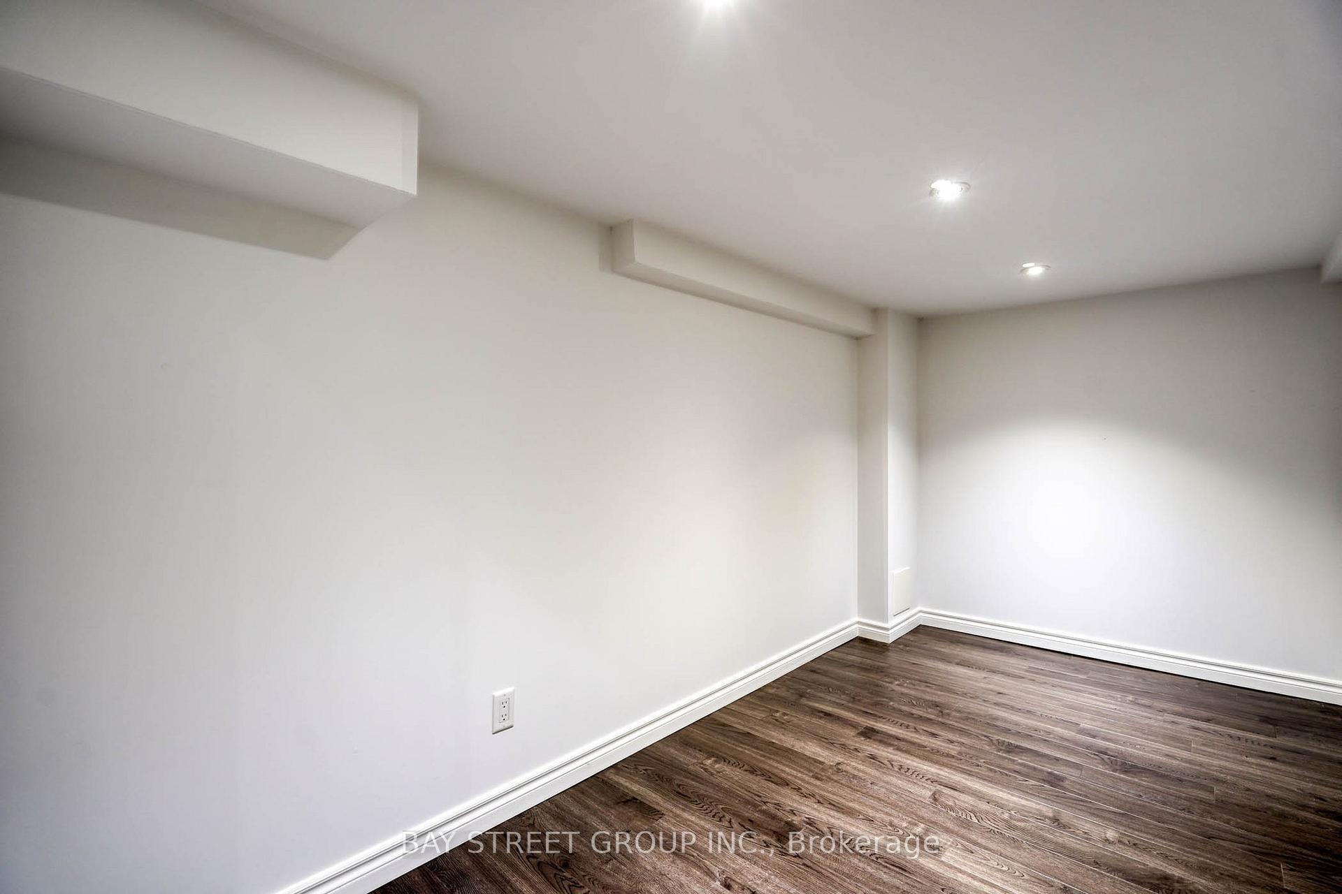 Photo 28 of 82 Prince Of Wales Drive, Markham, Victoria Square — HOMEH