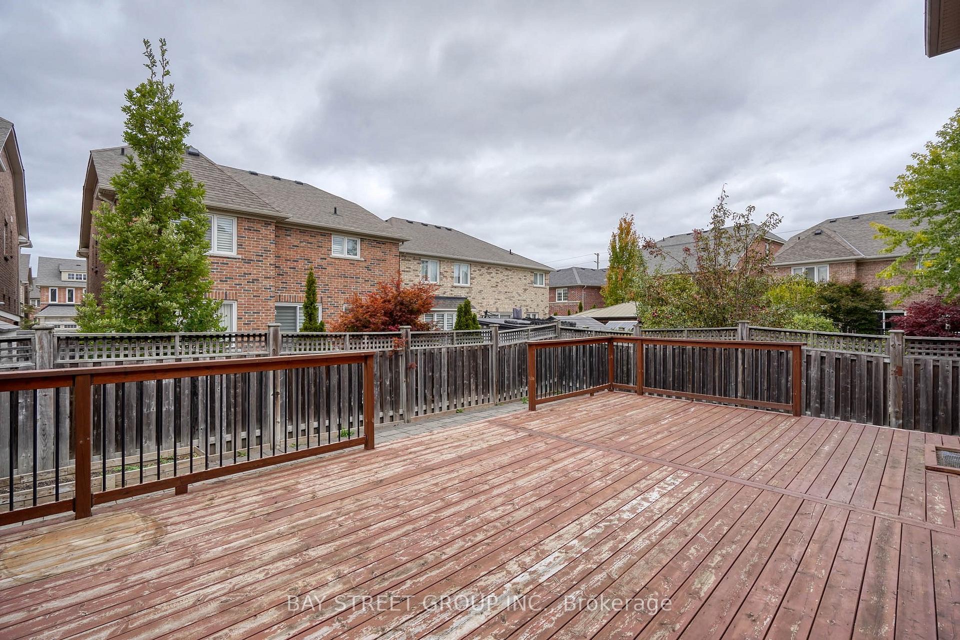 Photo 36 of 82 Prince Of Wales Drive, Markham, Victoria Square — HOMEH