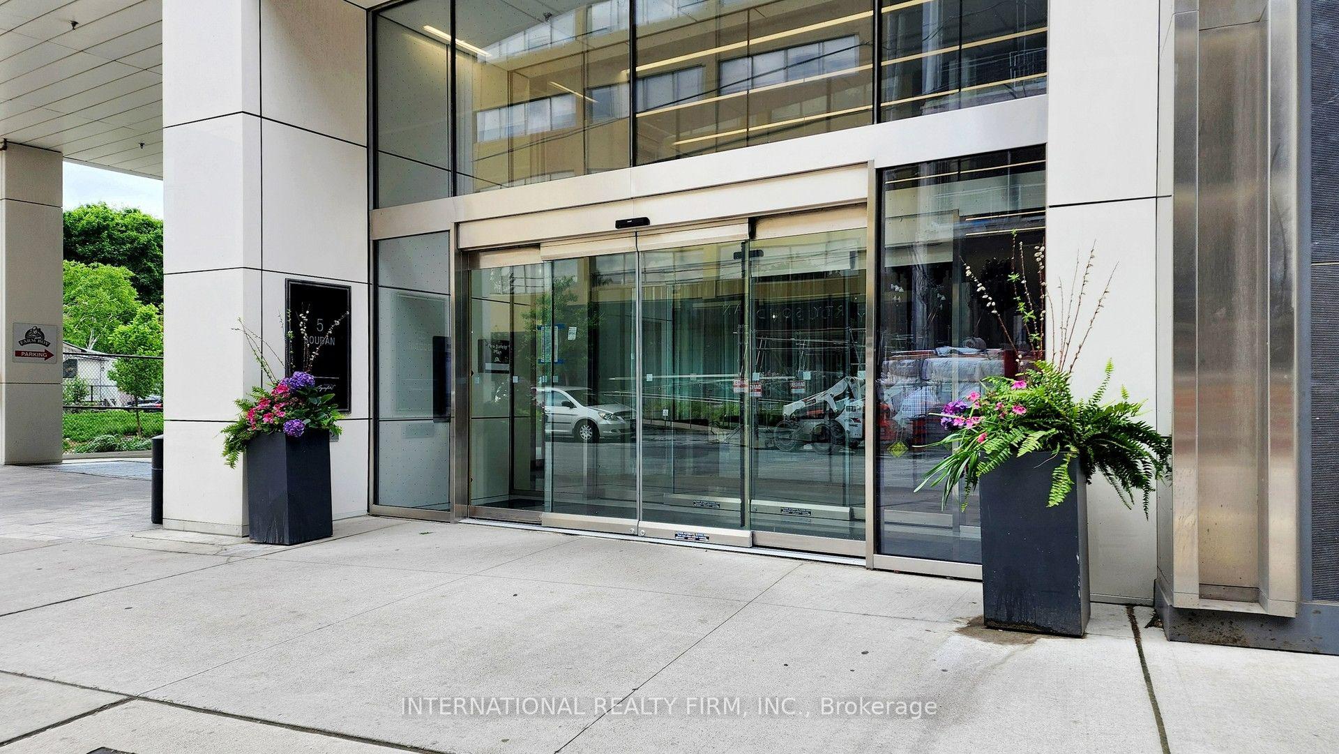 Photo 3 of Unit 903, 5 Soudan Avenue W, Toronto, Mount Pleasant West — HOMEH