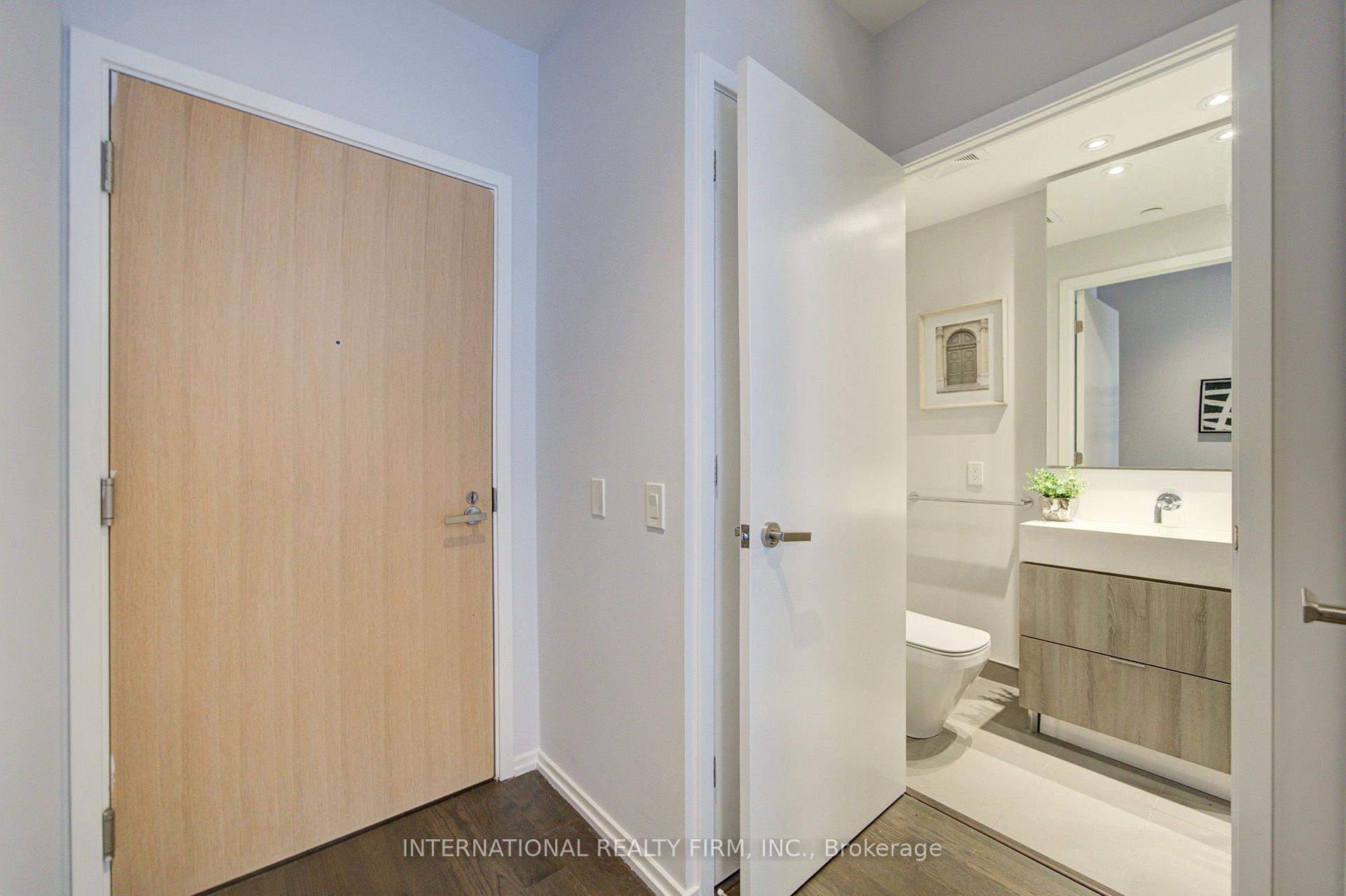 Photo 6 of Unit 903, 5 Soudan Avenue W, Toronto, Mount Pleasant West — HOMEH