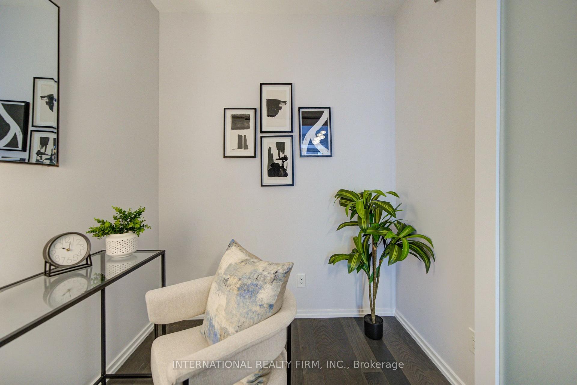 Photo 9 of Unit 903, 5 Soudan Avenue W, Toronto, Mount Pleasant West — HOMEH