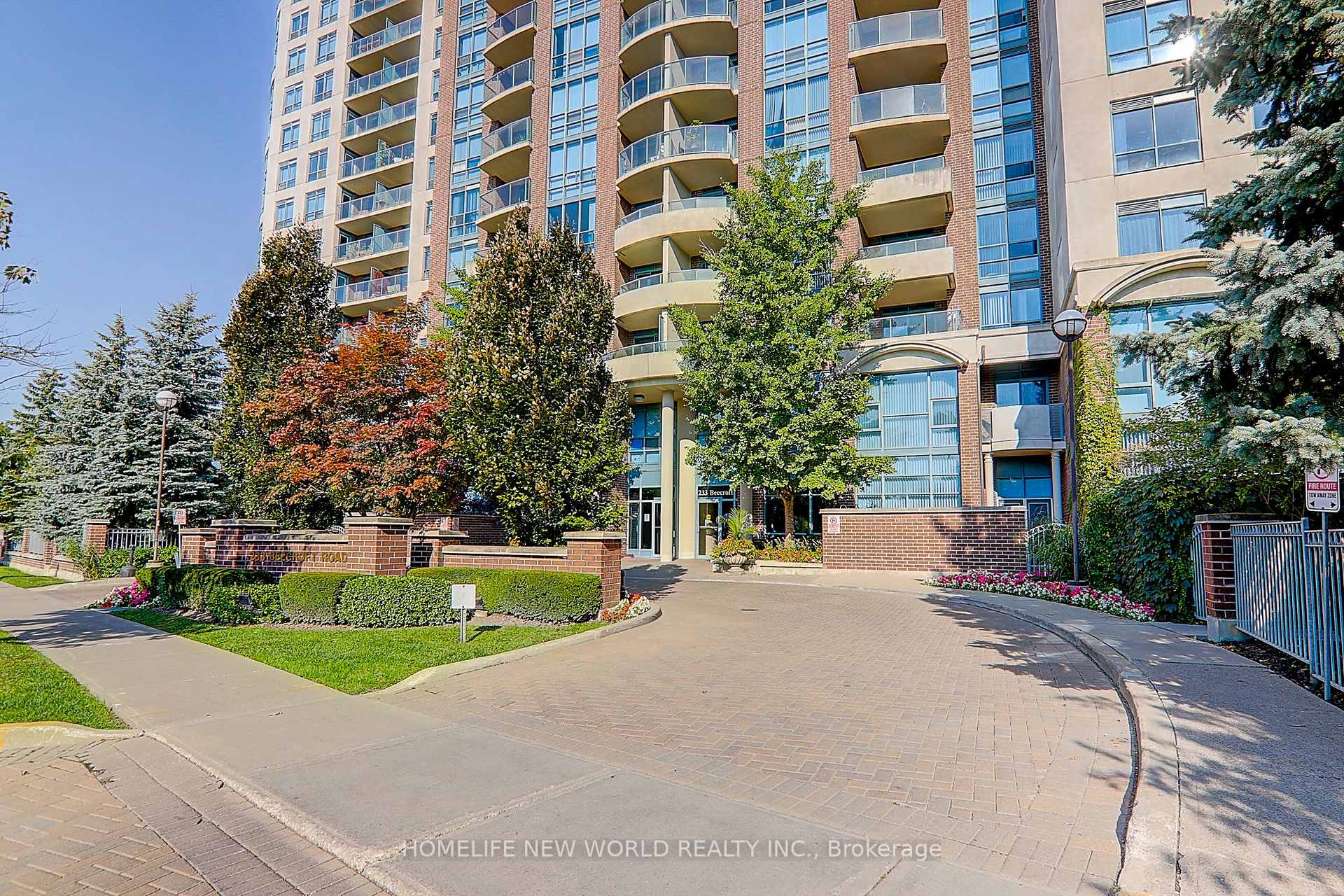 Photo 2 of Unit 111, 233 Beecroft Road, North York, Willowdale West — HOMEH