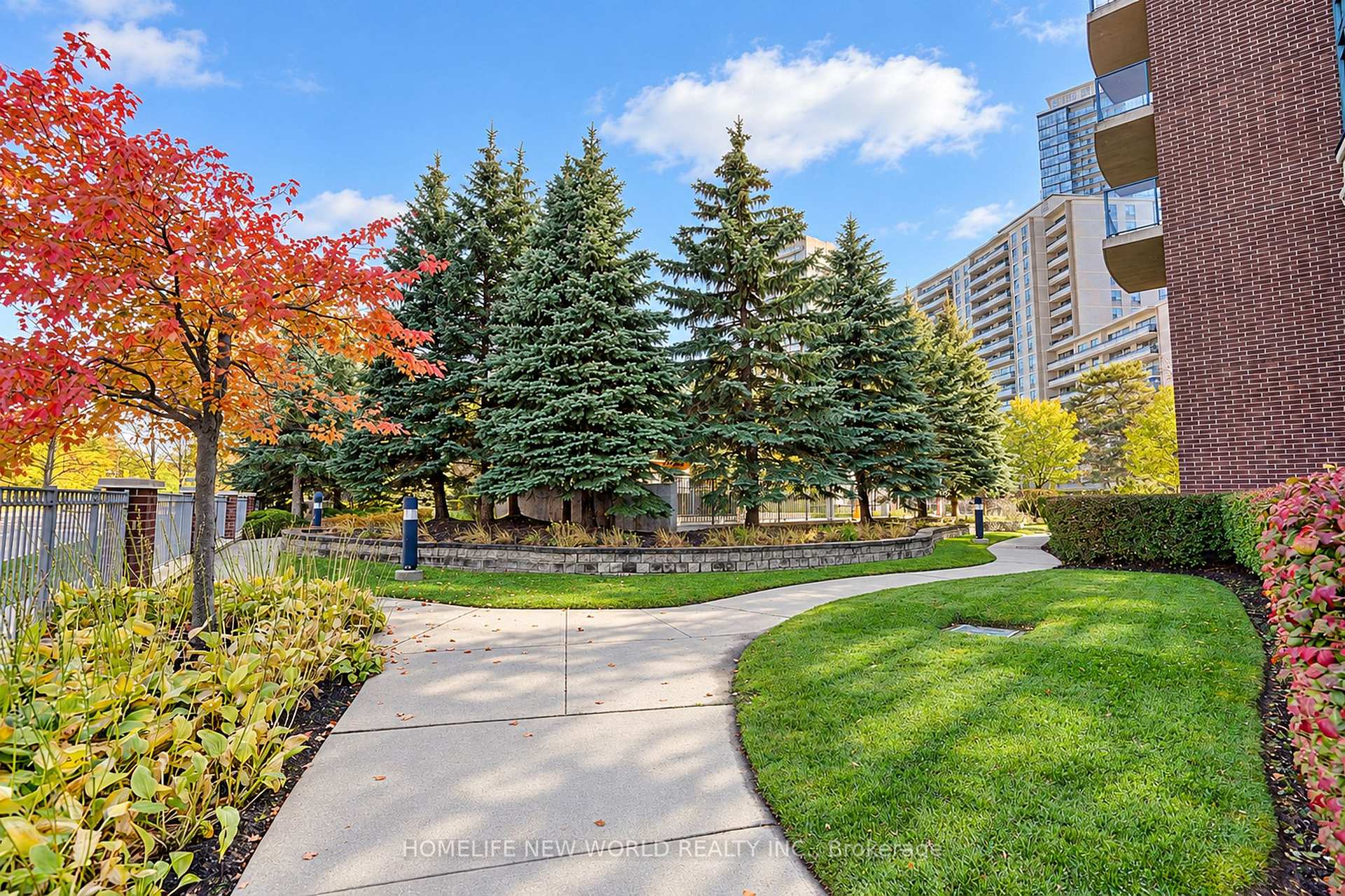 Photo 49 of Unit 111, 233 Beecroft Road, North York, Willowdale West — HOMEH