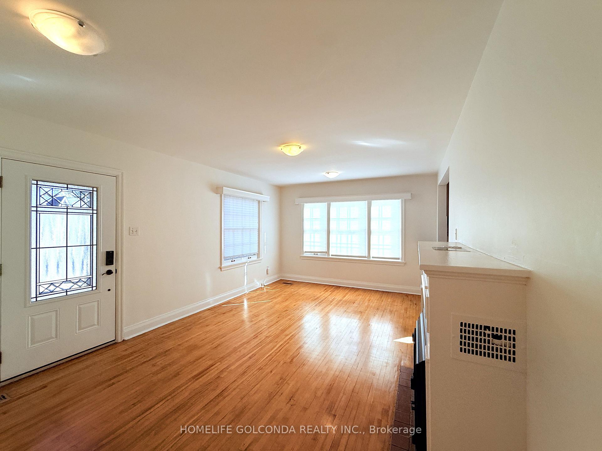 Photo 7 of 84 Main Unionville Street, Markham, Unionville — HOMEH