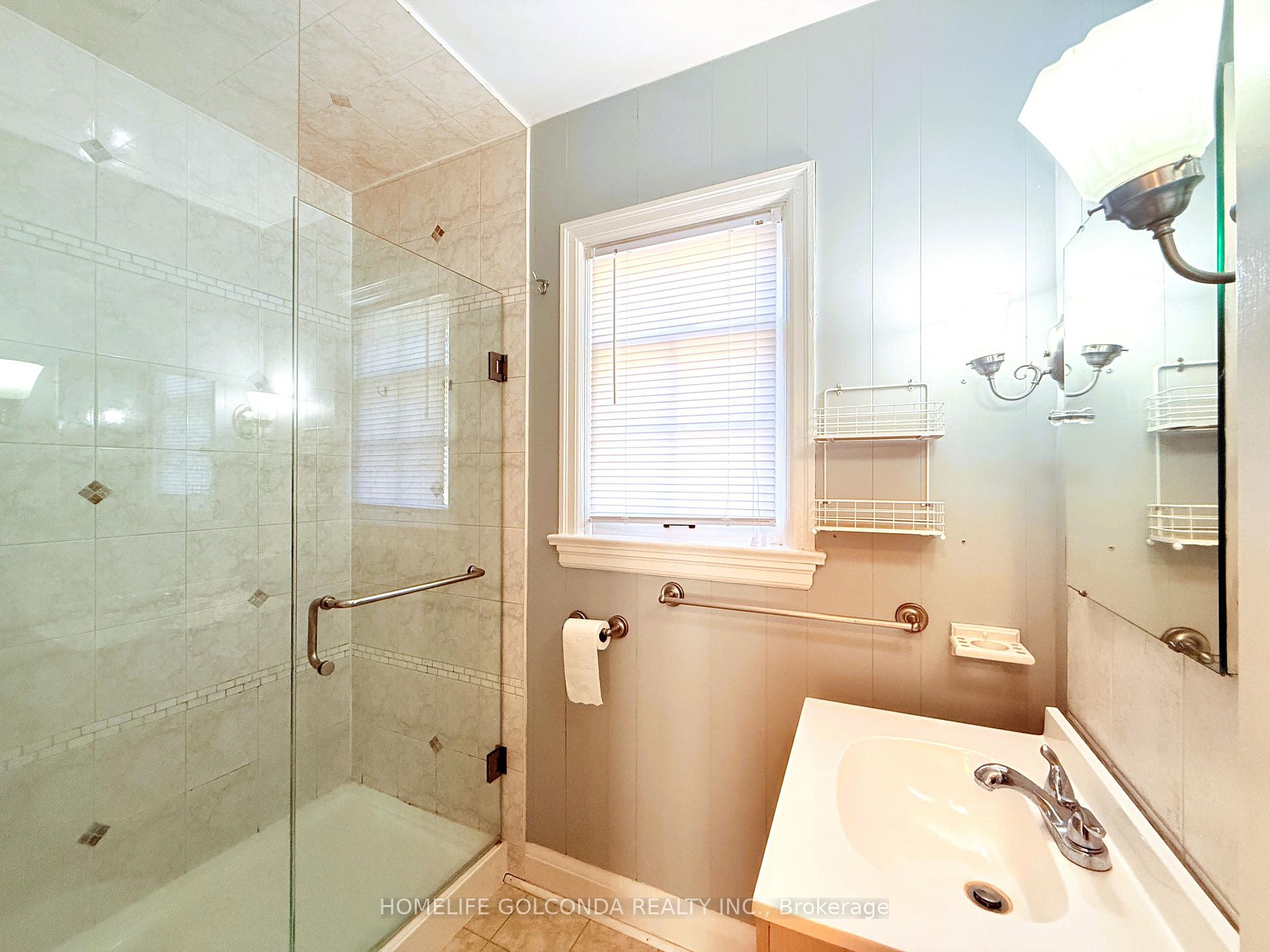 Photo 10 of 84 Main Unionville Street, Markham, Unionville — HOMEH