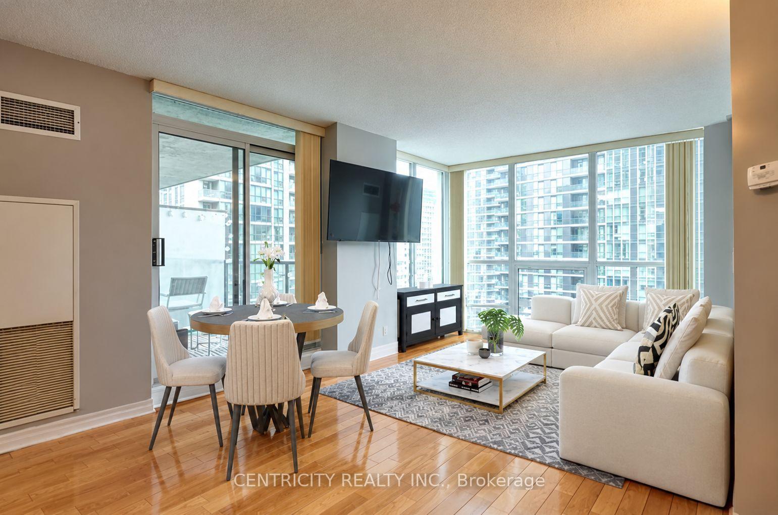 Photo 3 of Unit 1101, 16 Yonge Street, Toronto, Waterfront Communities — HOMEH