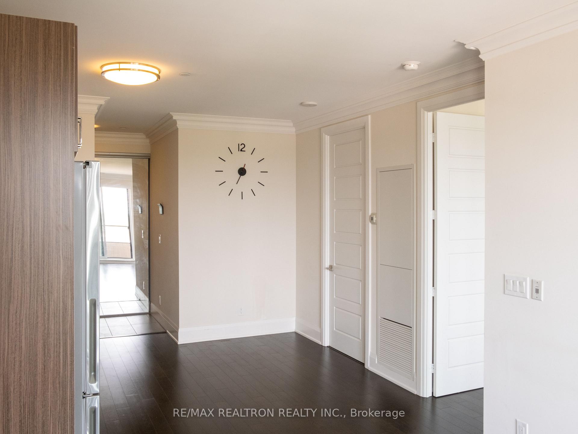 Photo 3 of Unit RG1, 18 Uptown Drive, Markham, Unionville — HOMEH