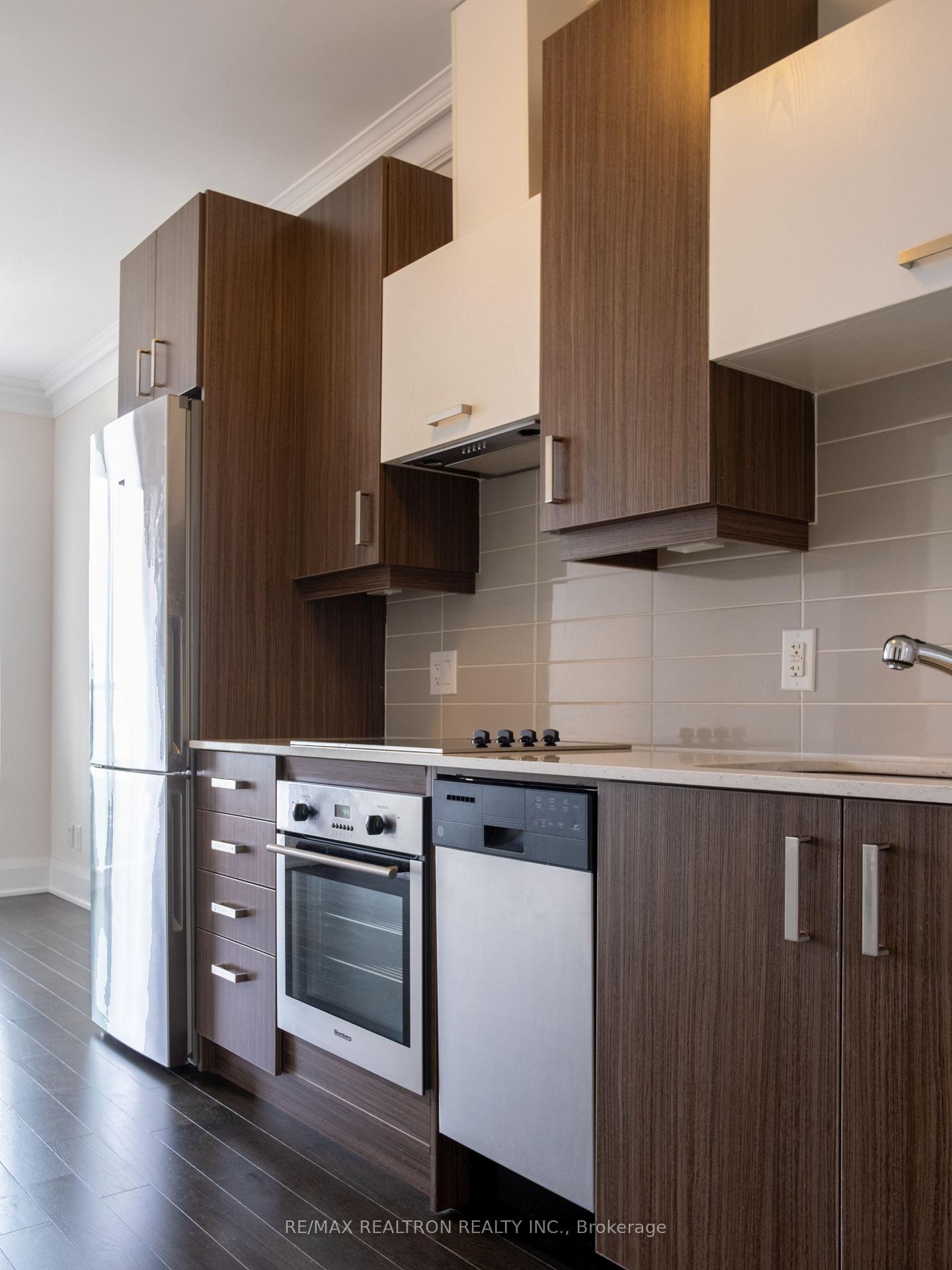 Photo 7 of Unit RG1, 18 Uptown Drive, Markham, Unionville — HOMEH