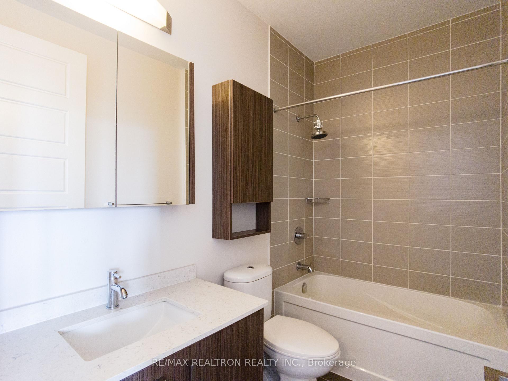 Photo 9 of Unit RG1, 18 Uptown Drive, Markham, Unionville — HOMEH