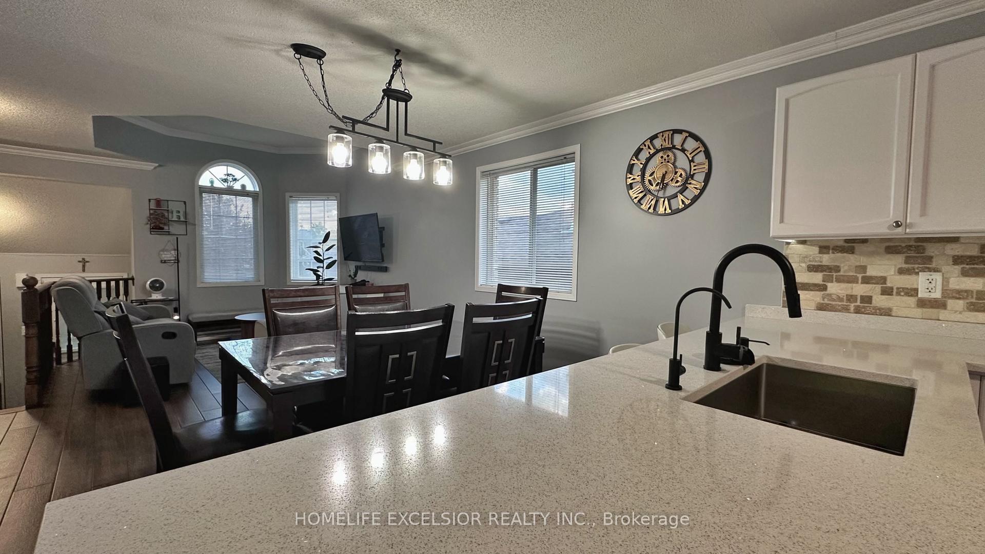 Photo 8 of 34 Irene Drive, Barrie, Painswick South — HOMEH