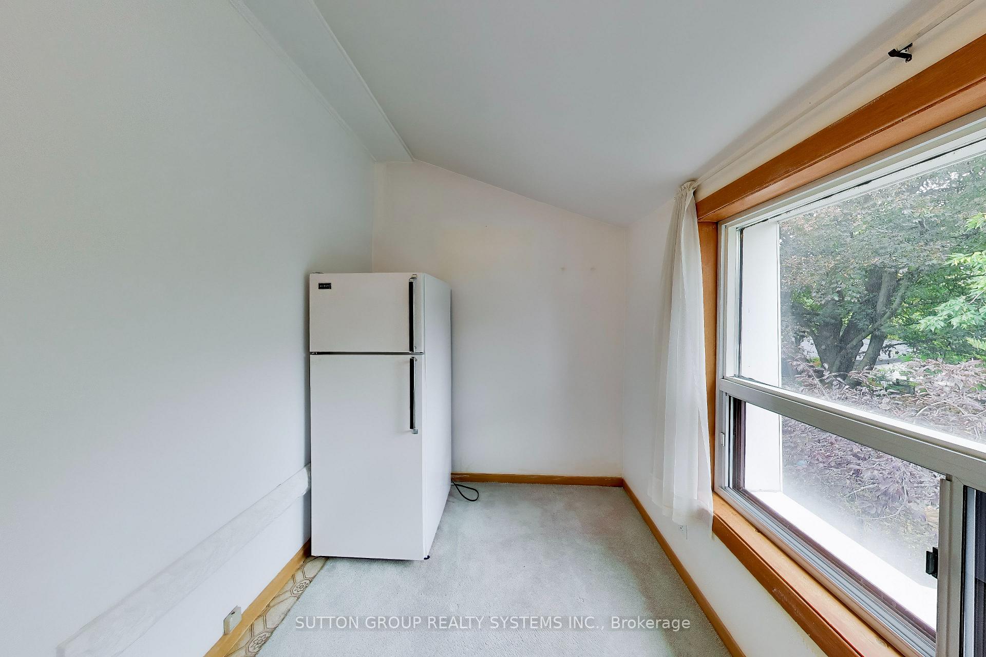 Photo 19 of 8 Alhambra Avenue, Toronto, High Park-Swansea — HOMEH