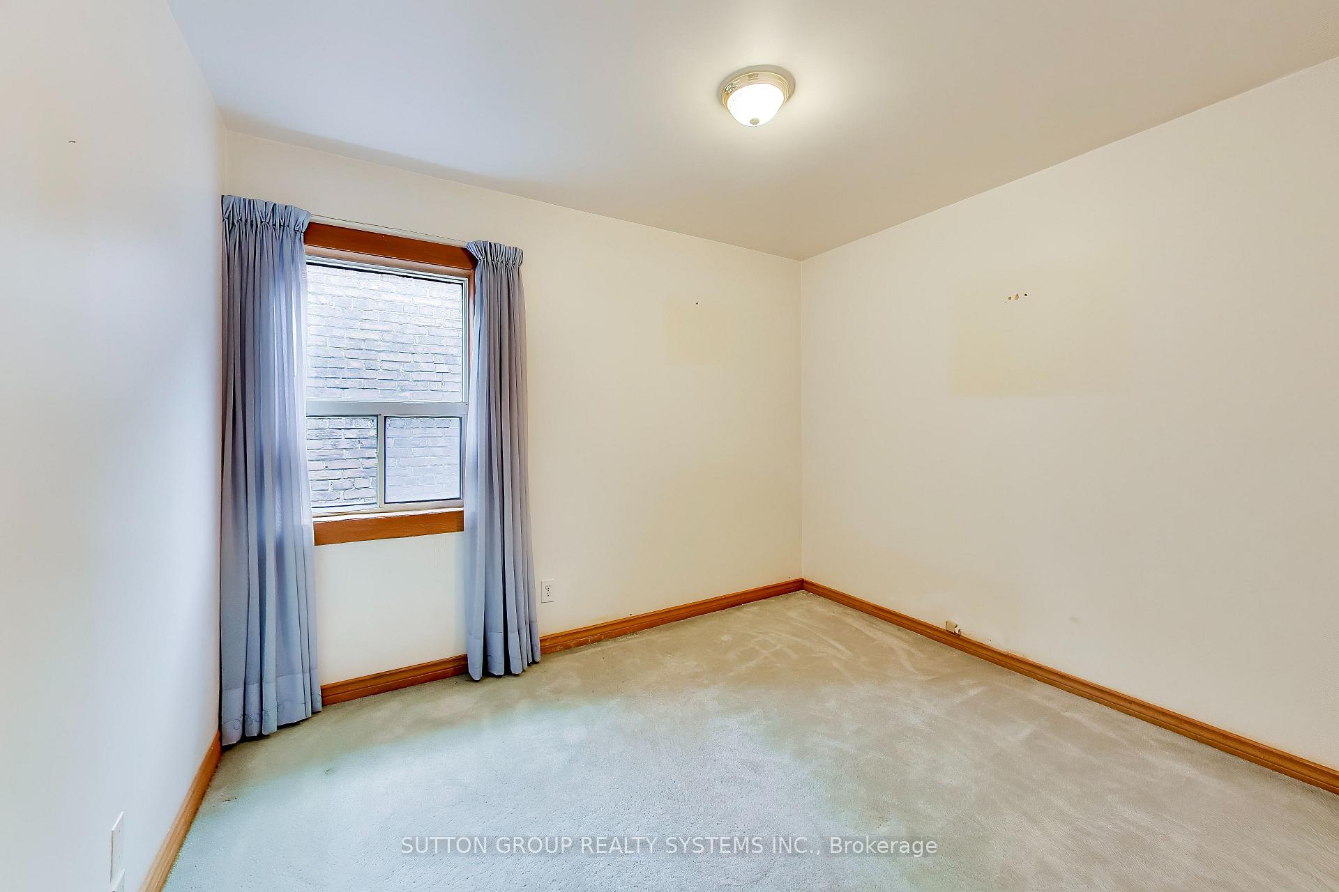 Photo 20 of 8 Alhambra Avenue, Toronto, High Park-Swansea — HOMEH